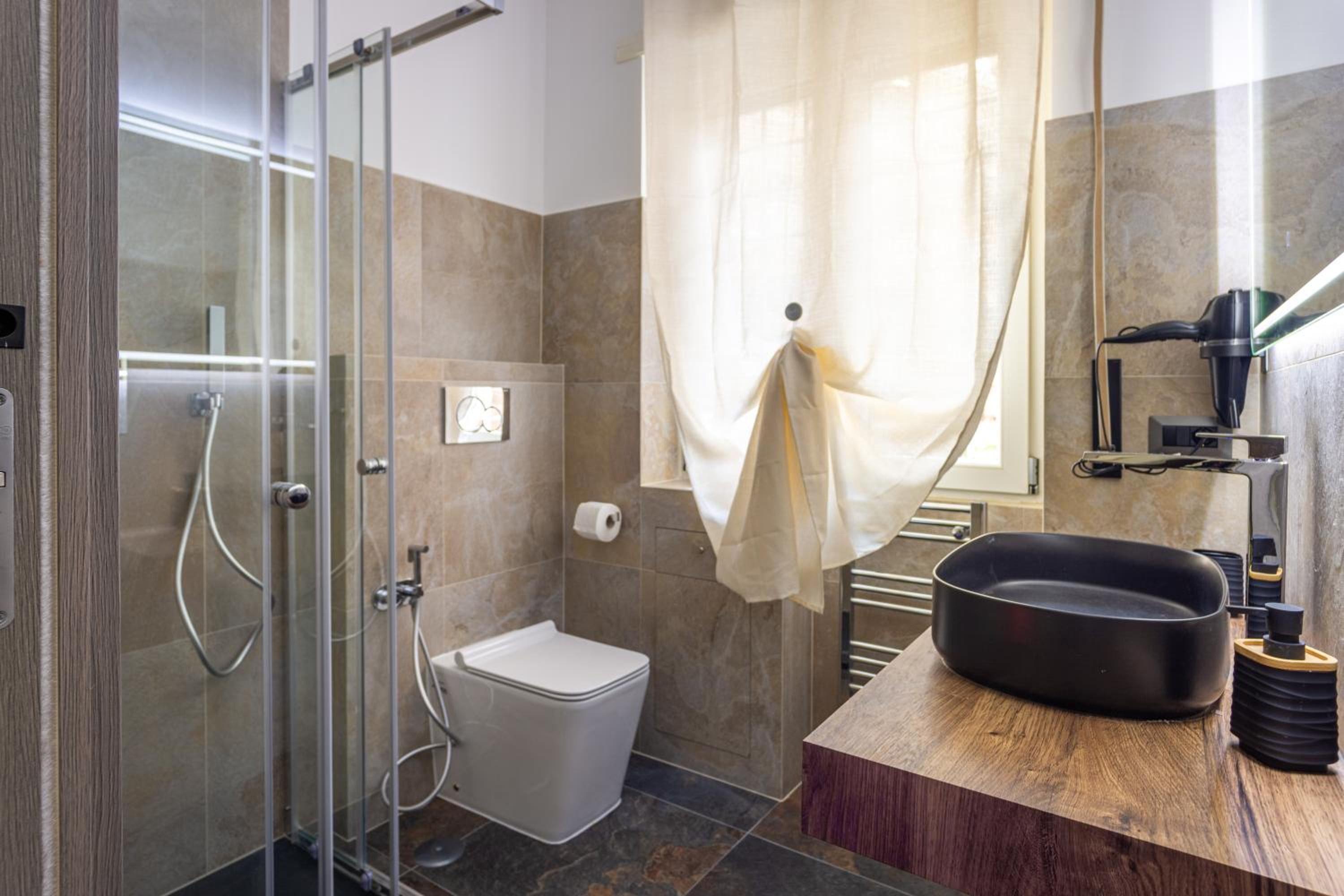 Aurelia Garden Suite