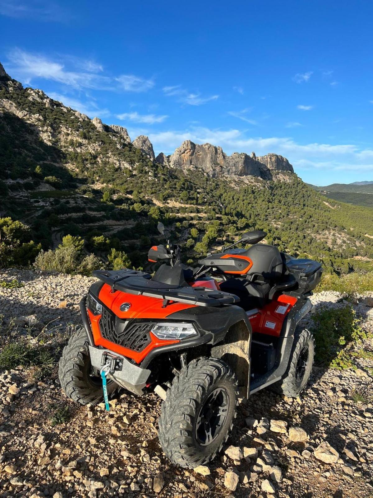 GITE AUX 4 SAISONS DU COLORADO PROVENÇAL - 3 ÉTOILES - Rustrel