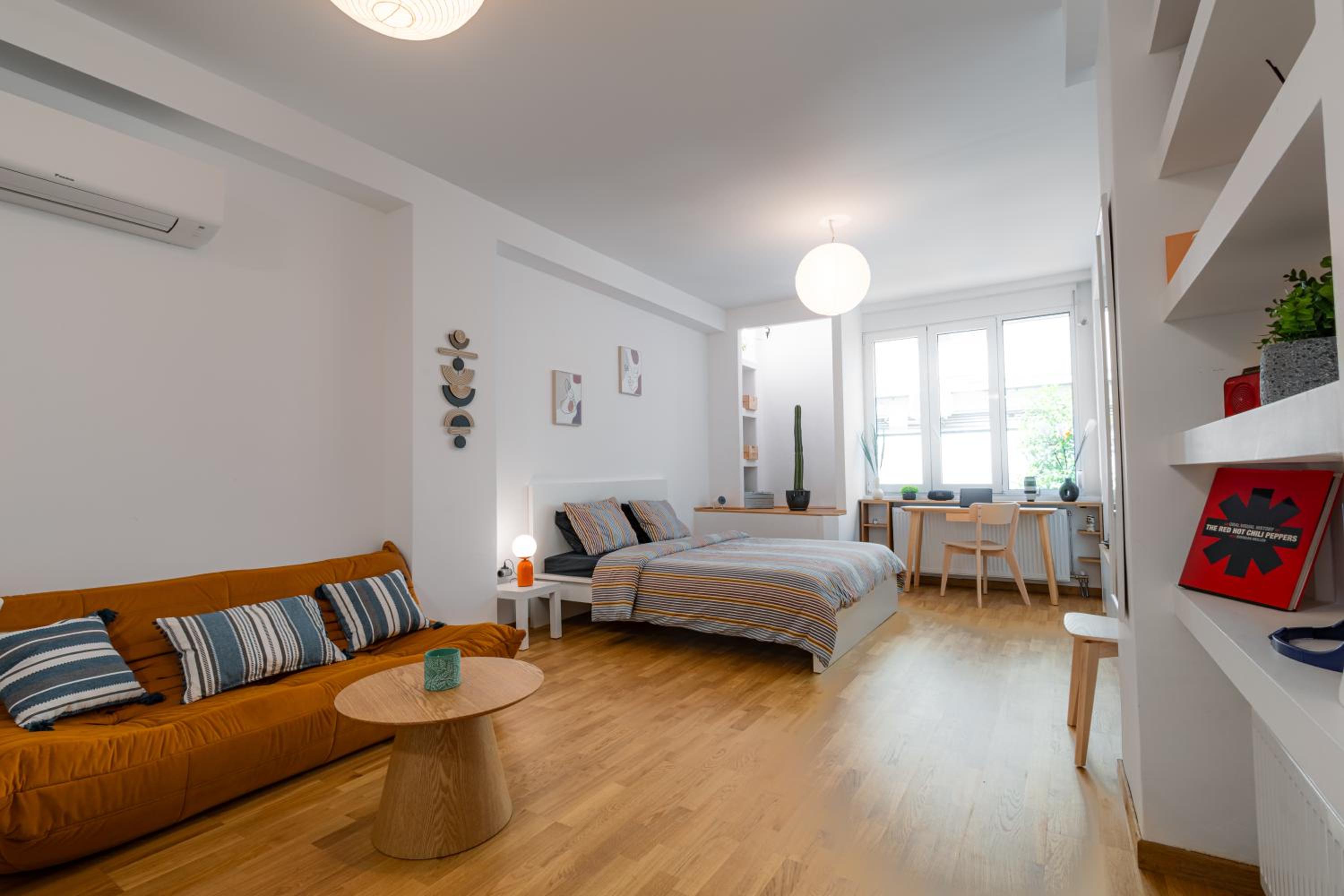 Charming 1 BDR Apt at Syntagma