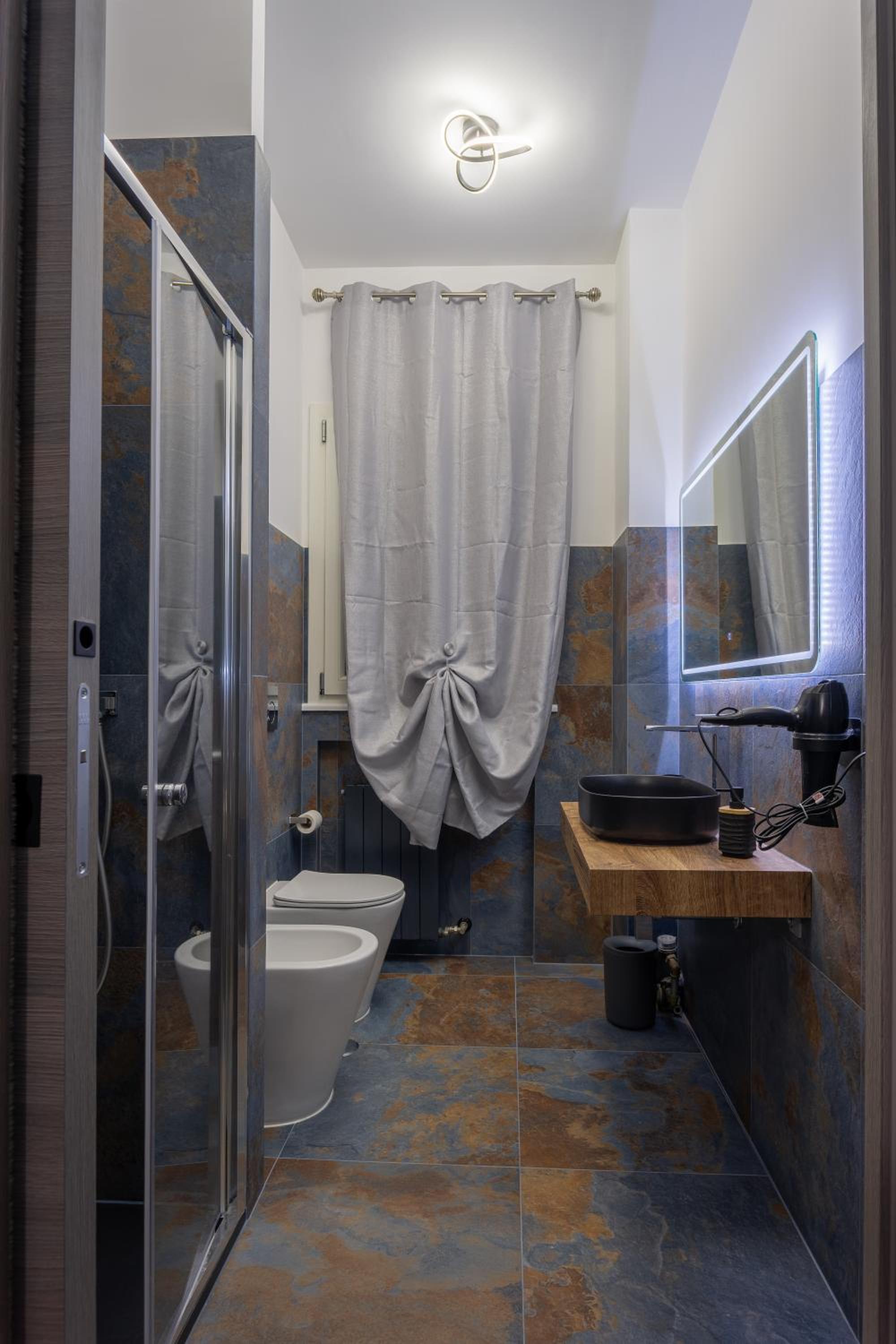 Aurelia Garden Suite