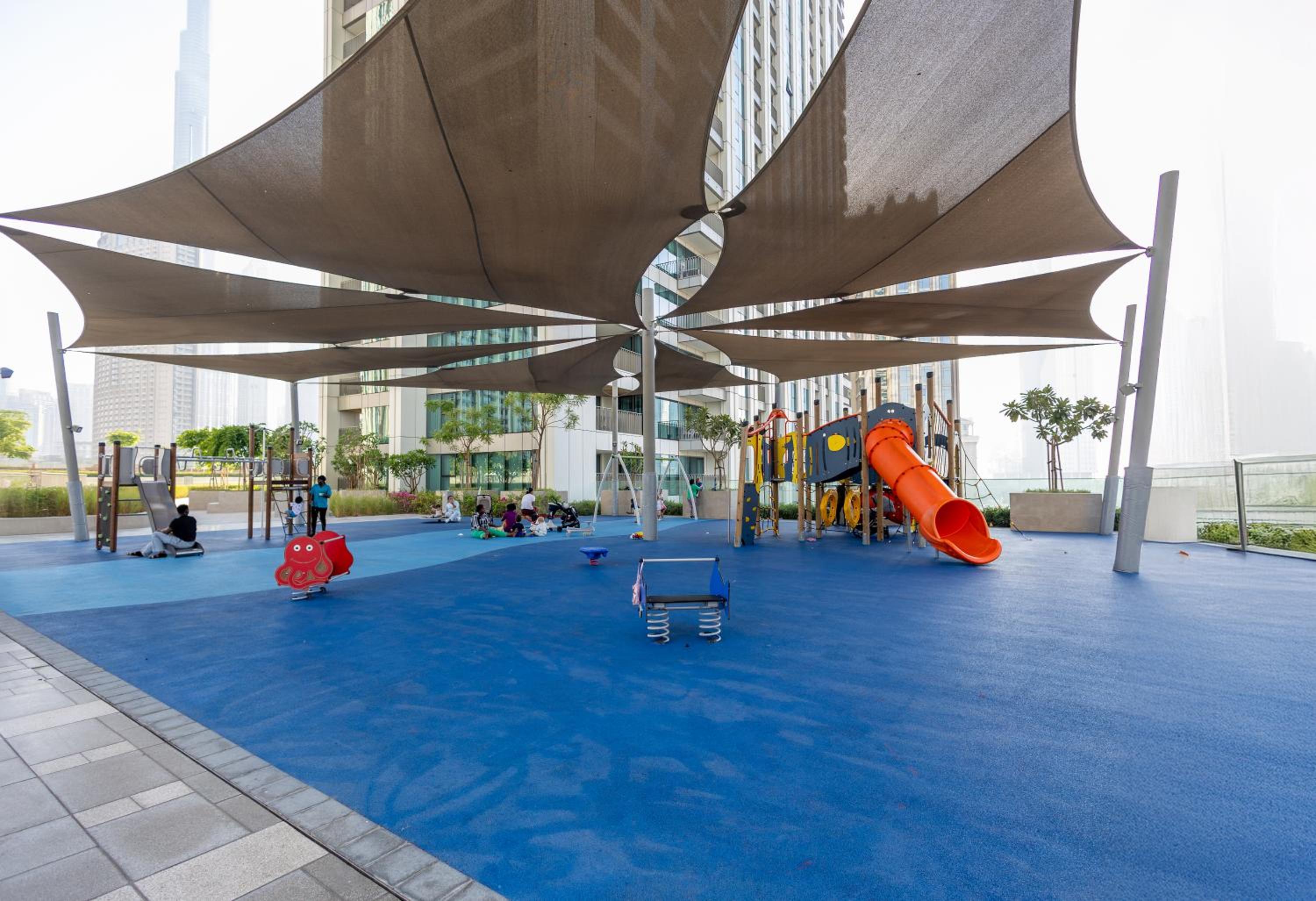 Maison Privee - Urban & Elegant Stay Just Steps from Burj Khalifa