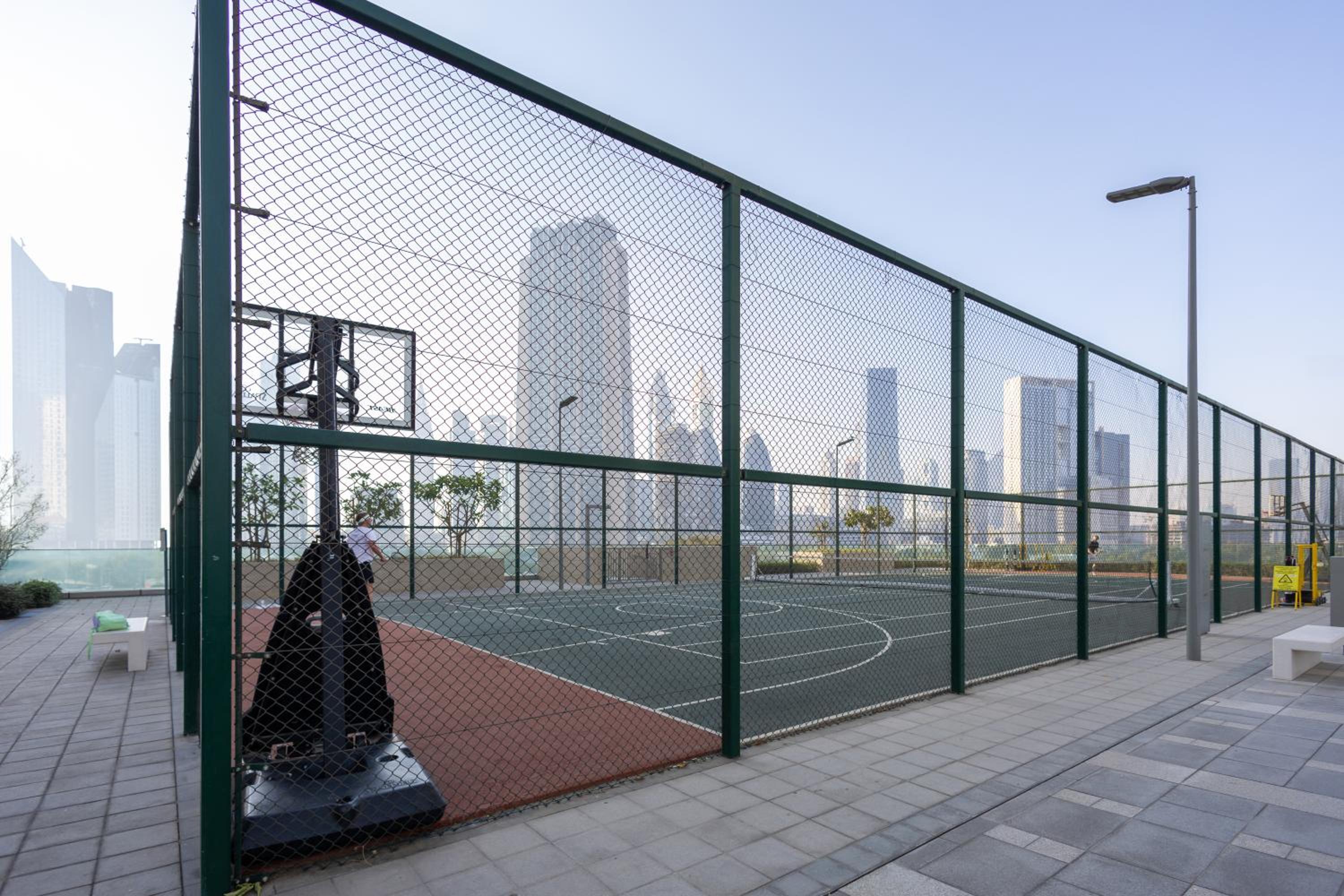 Maison Privee - Urban & Elegant Stay Just Steps from Burj Khalifa