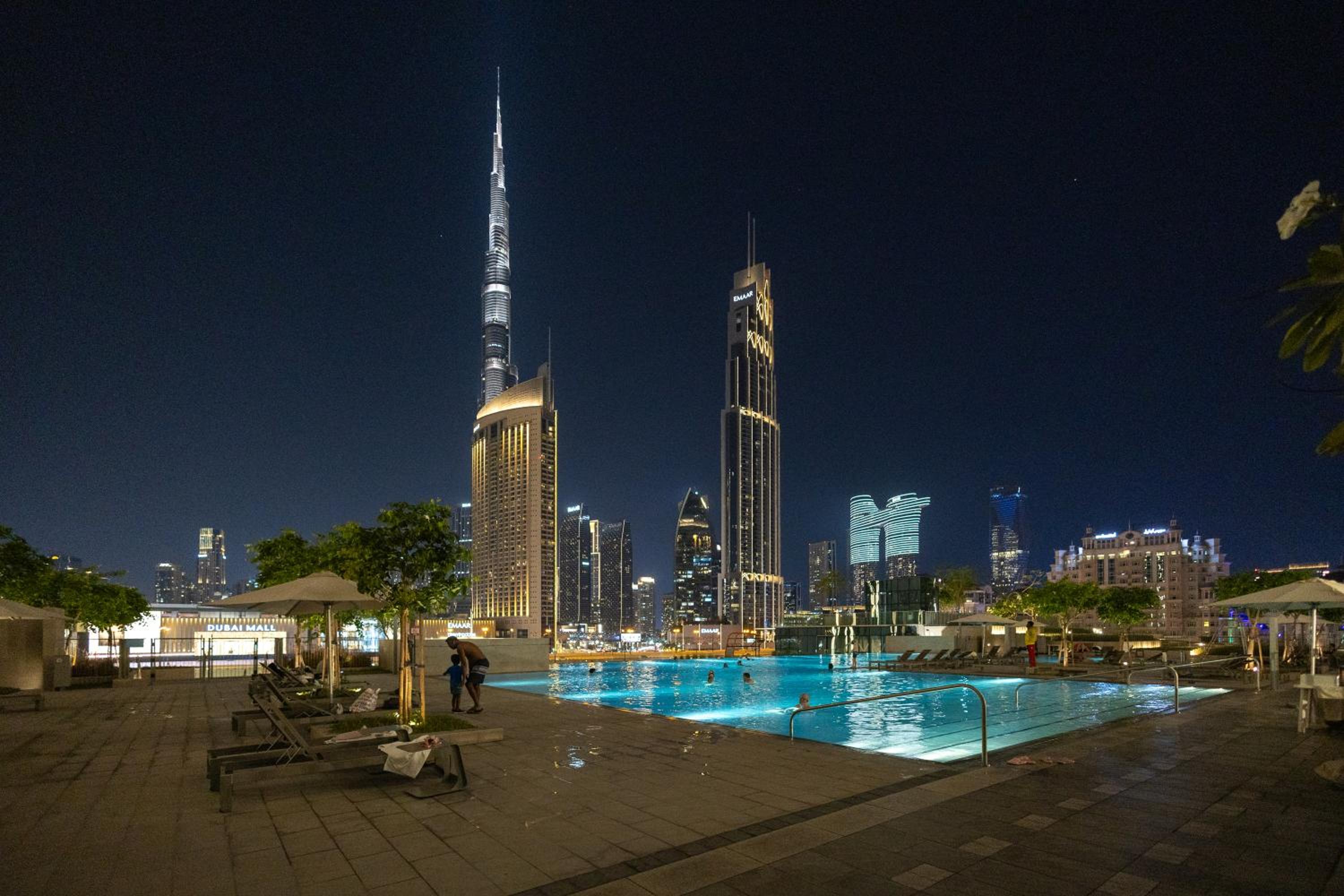 Maison Privee - Urban & Elegant Stay Just Steps from Burj Khalifa