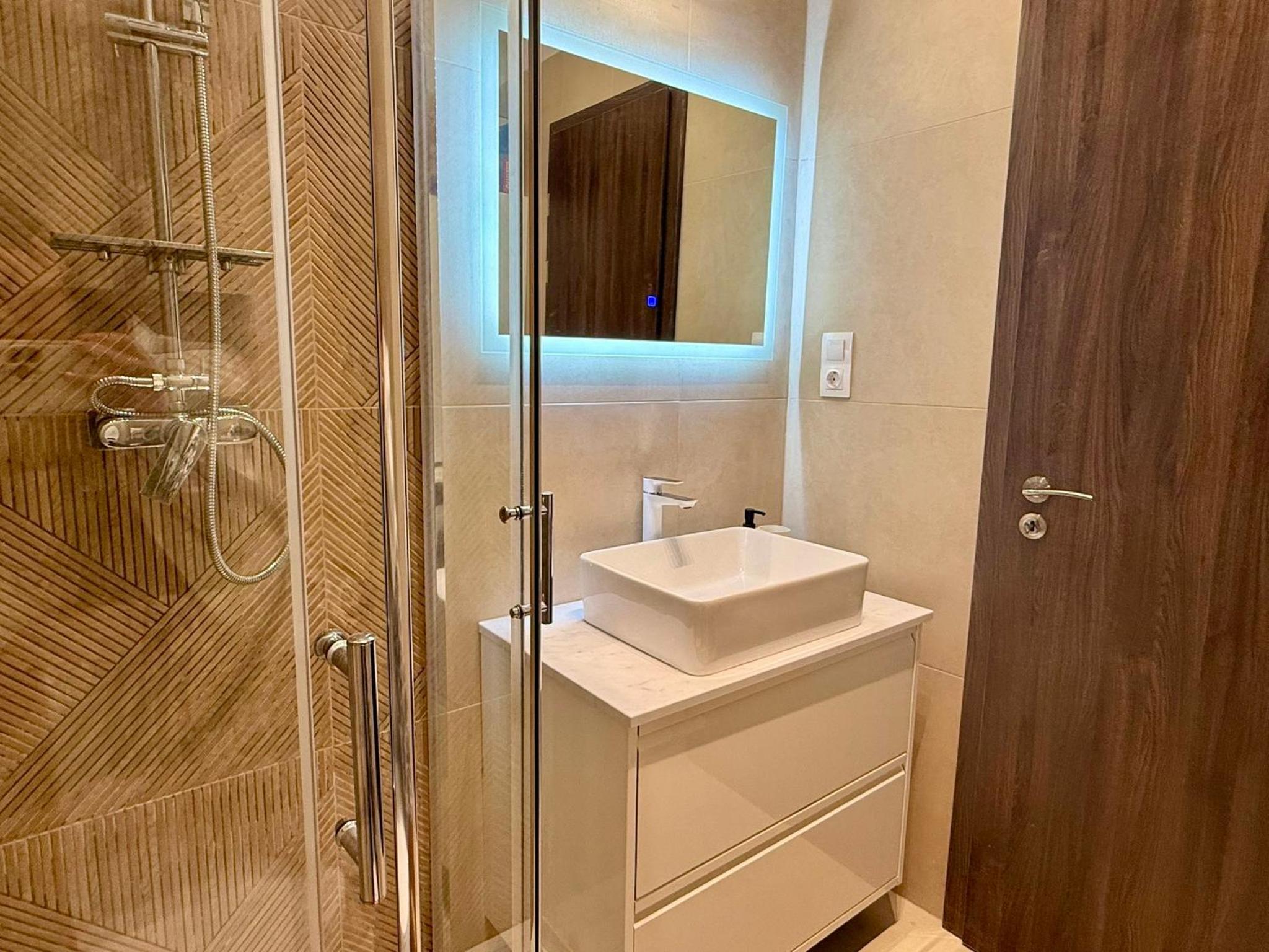 Gloriya Suite Downtown