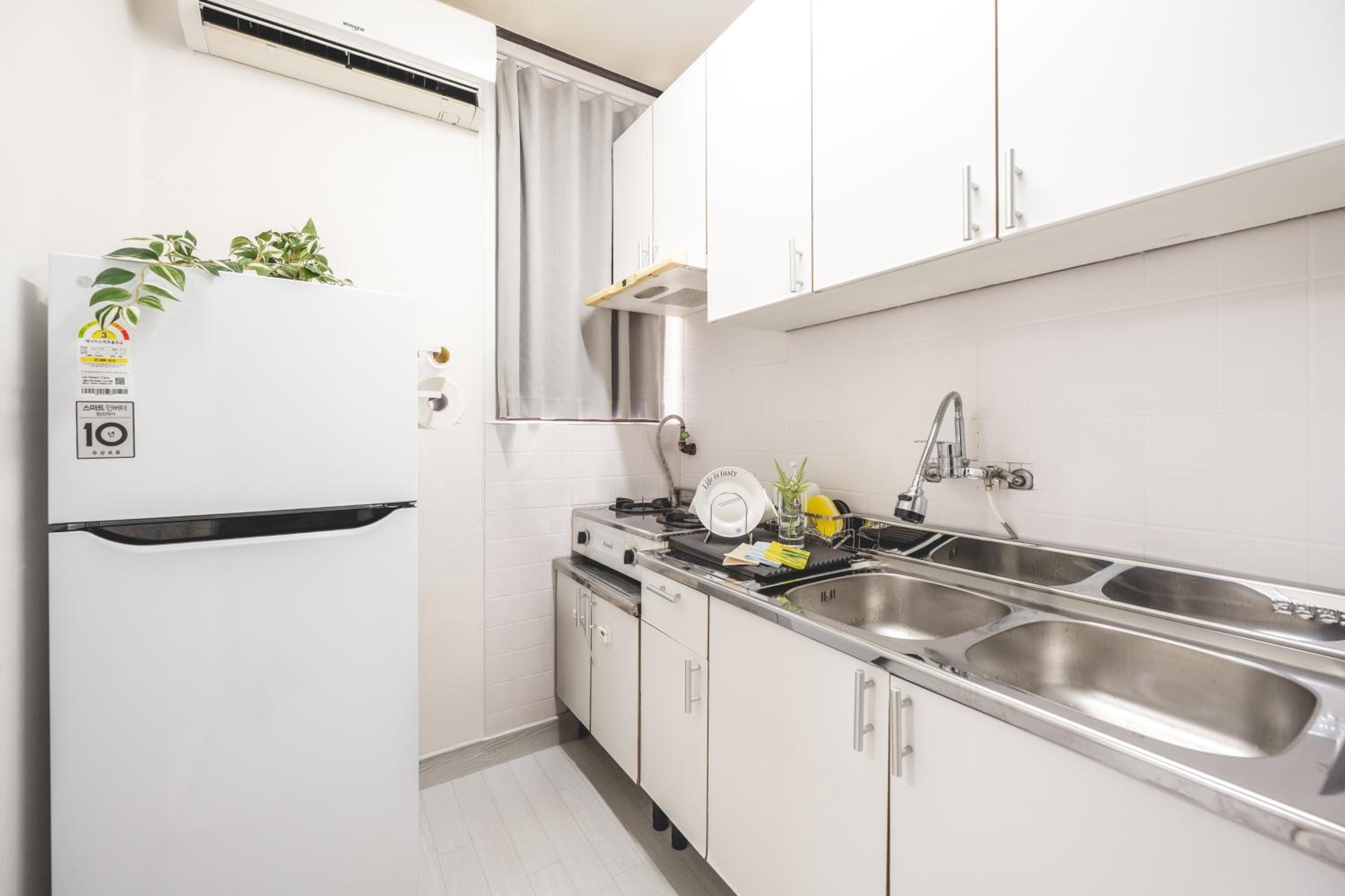 스테이 Stay - Bright Cozy House Seoul Local Stay