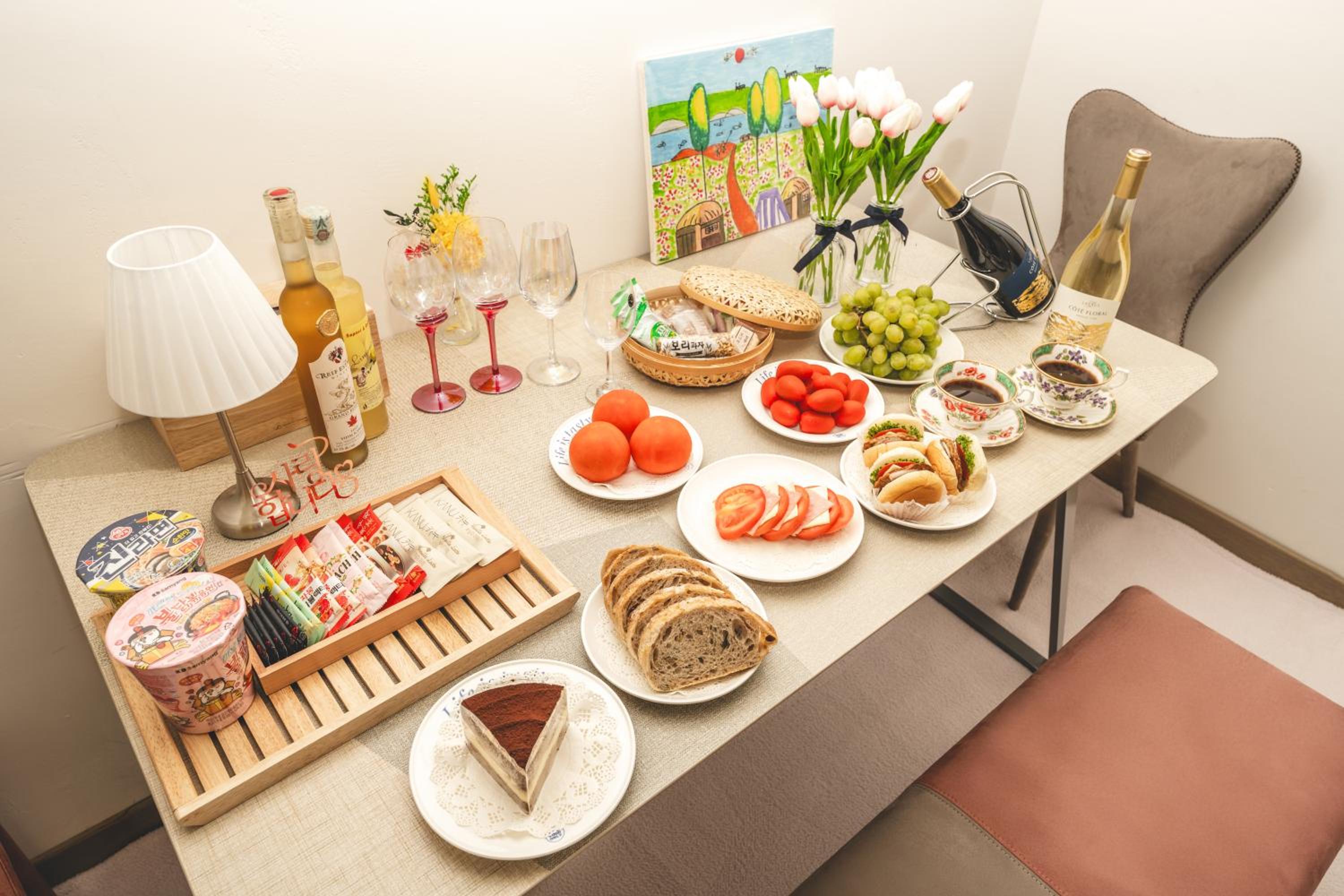 스테이 Stay - Bright Cozy House Seoul Local Stay