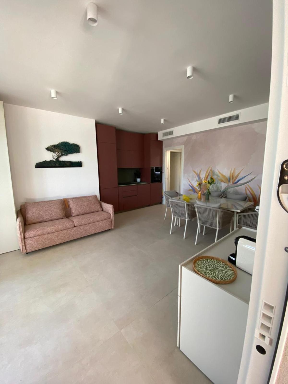 M4REE Seaside Suites & Relax