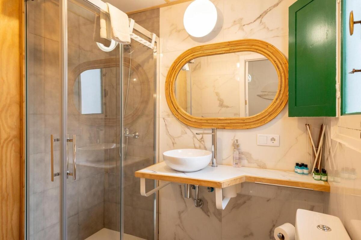 Alcazares Deluxe Suite by Valcambre