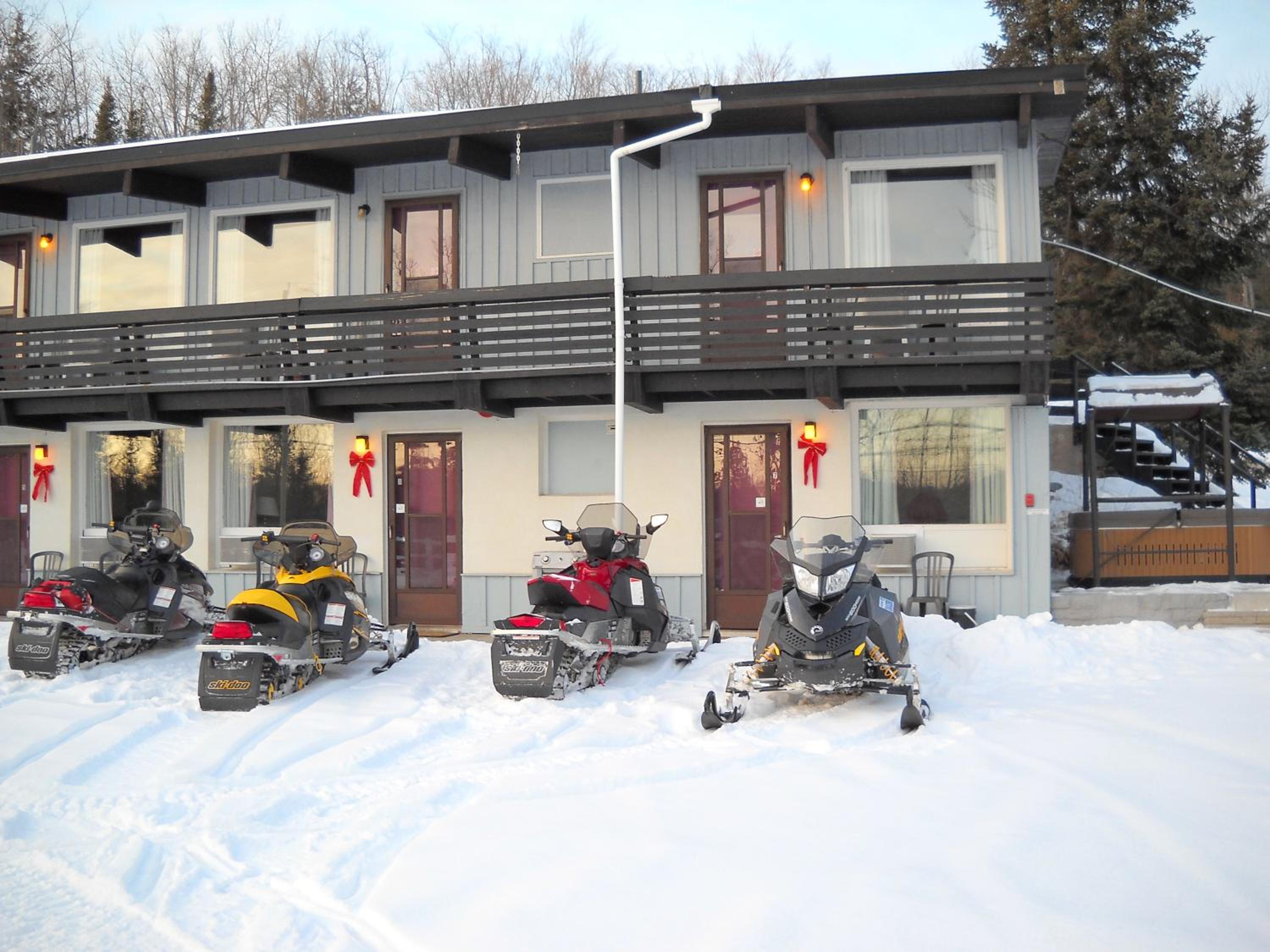 Lakeview Motel