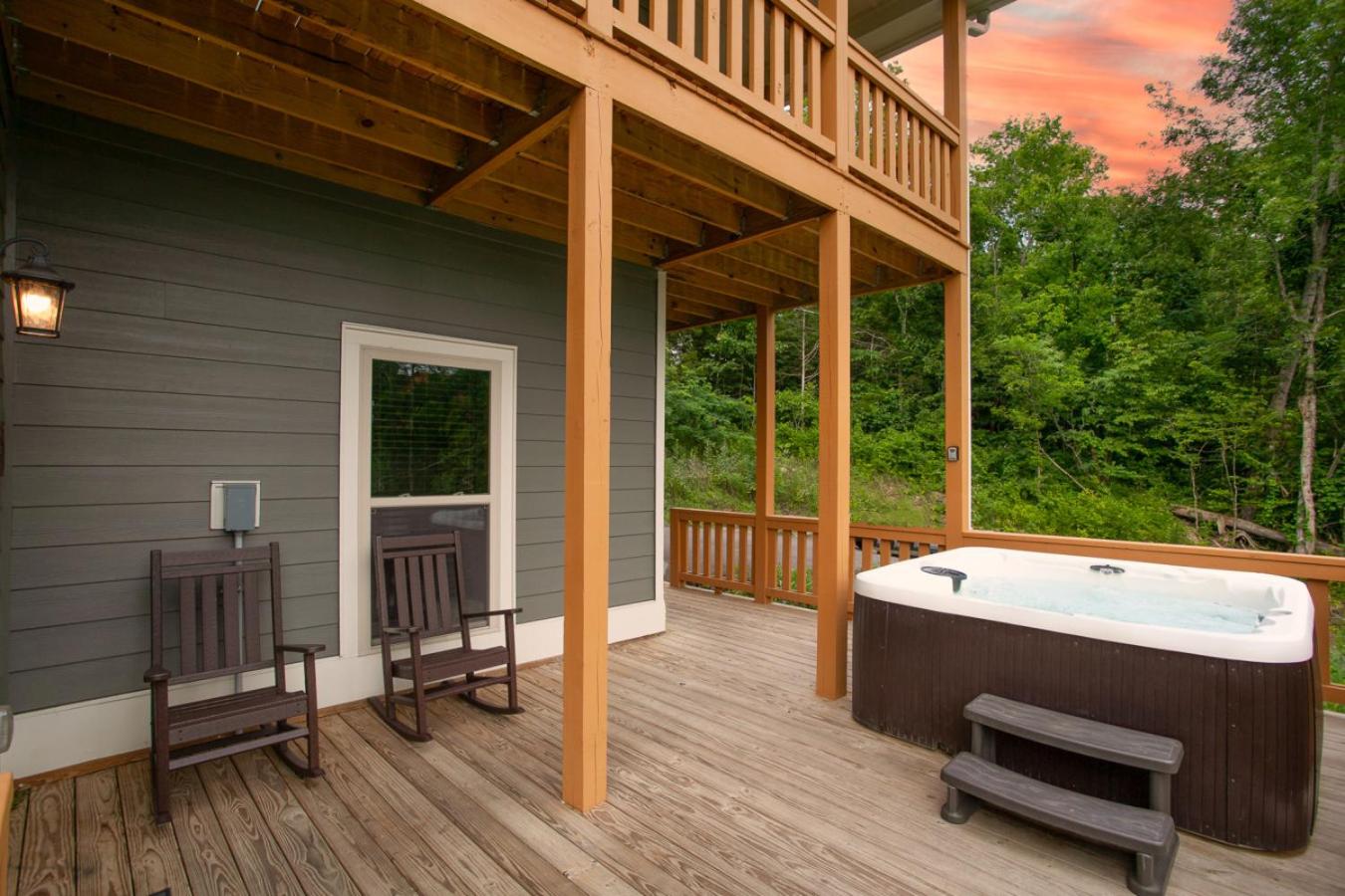 Smokeys Summit Epic View Hot Tub Fireplace