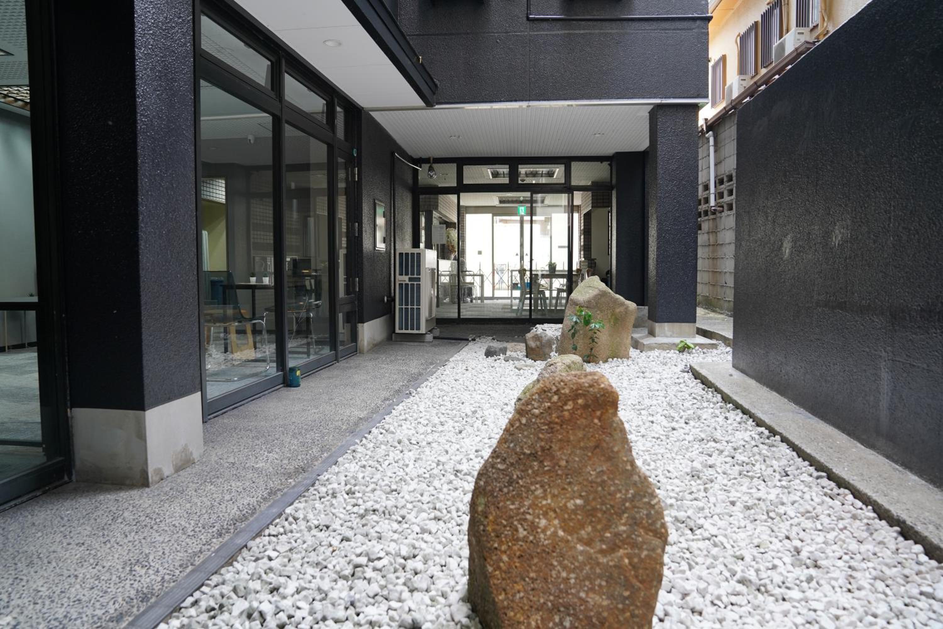 心斎橋難波関空直通Japanese Room Ambers Hostel