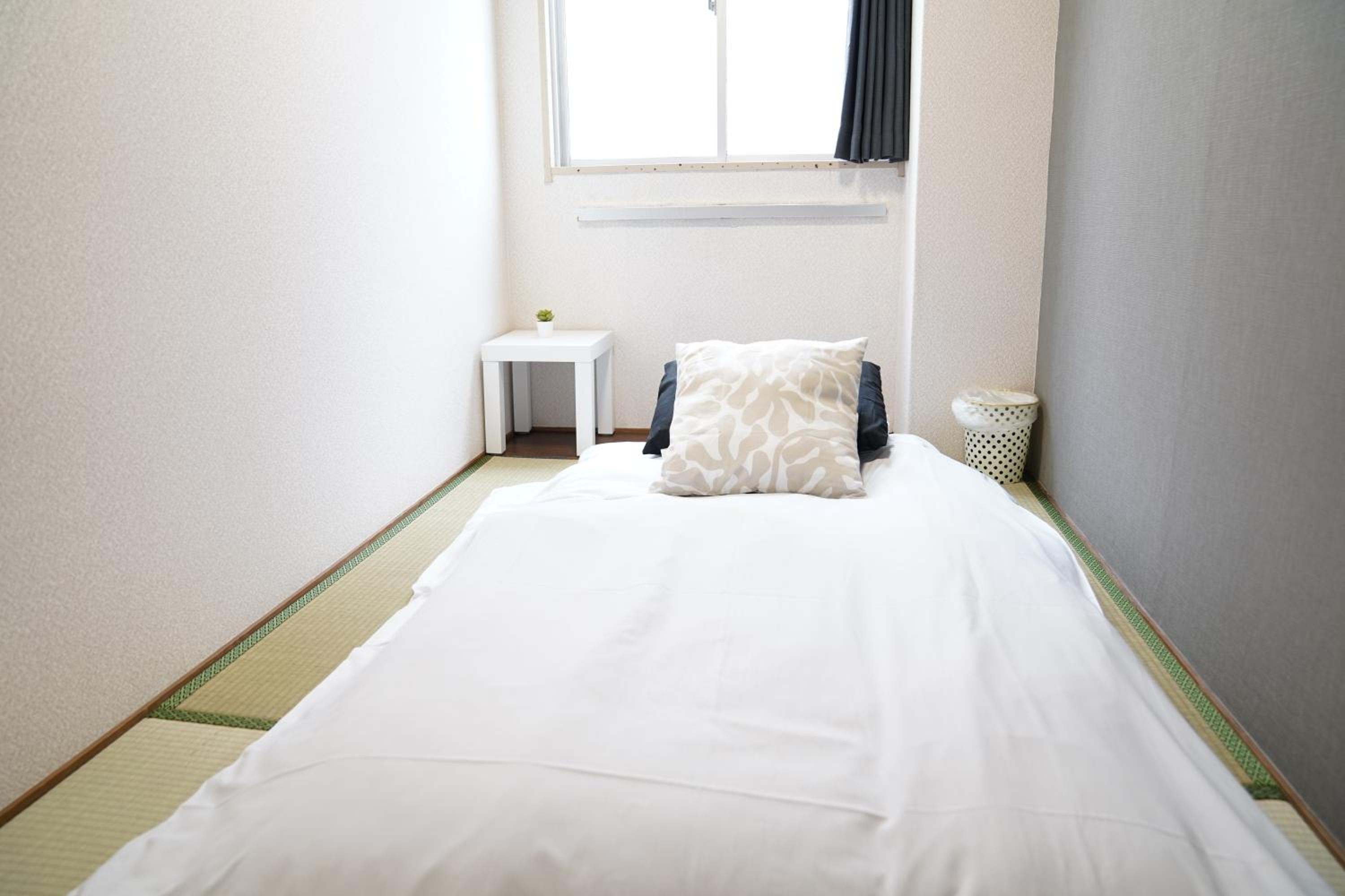 心斎橋難波関空直通Japanese Room Ambers Hostel