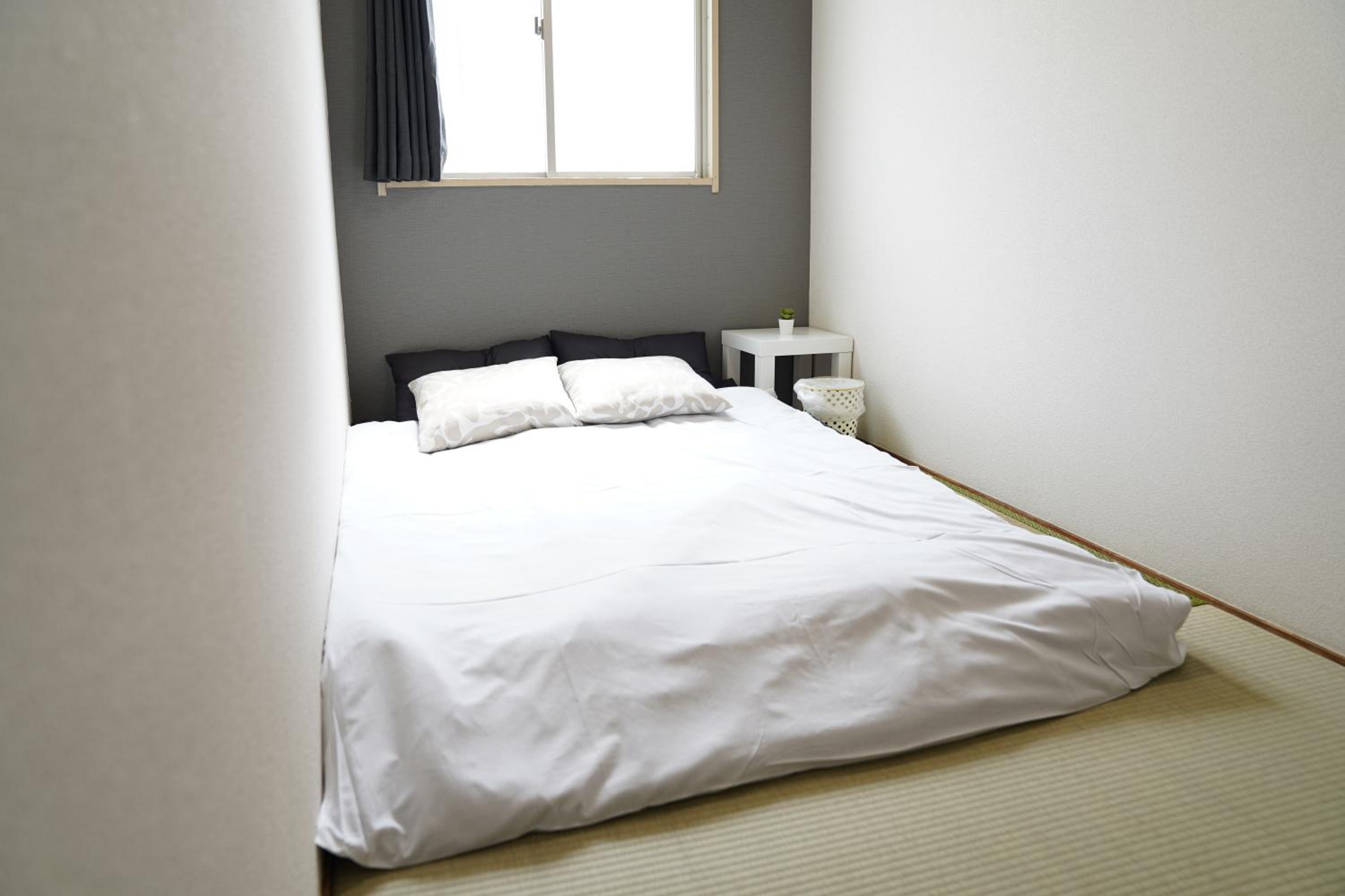 心斎橋難波関空直通Japanese Room Ambers Hostel