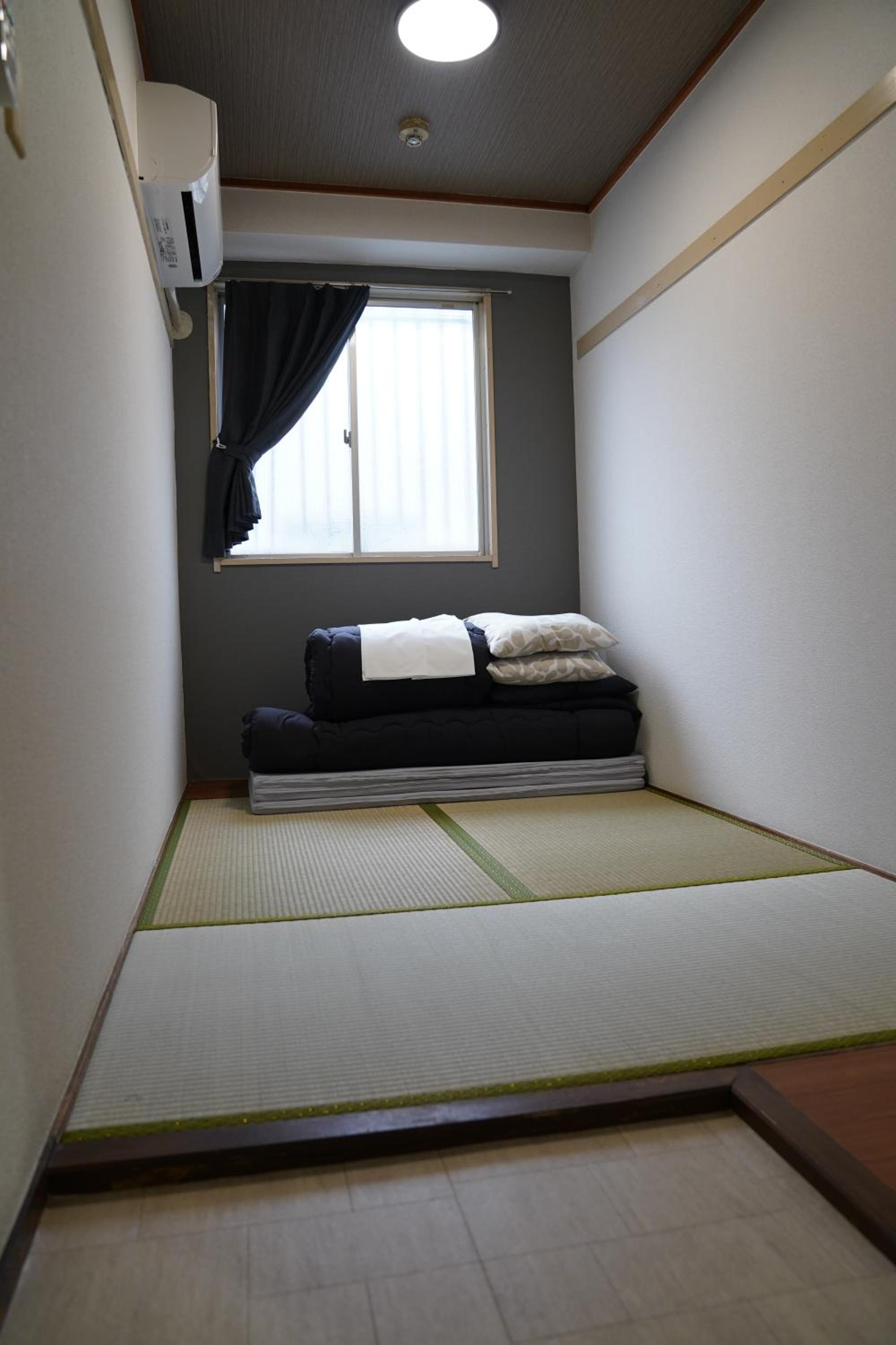 心斎橋難波関空直通Japanese Room Ambers Hostel