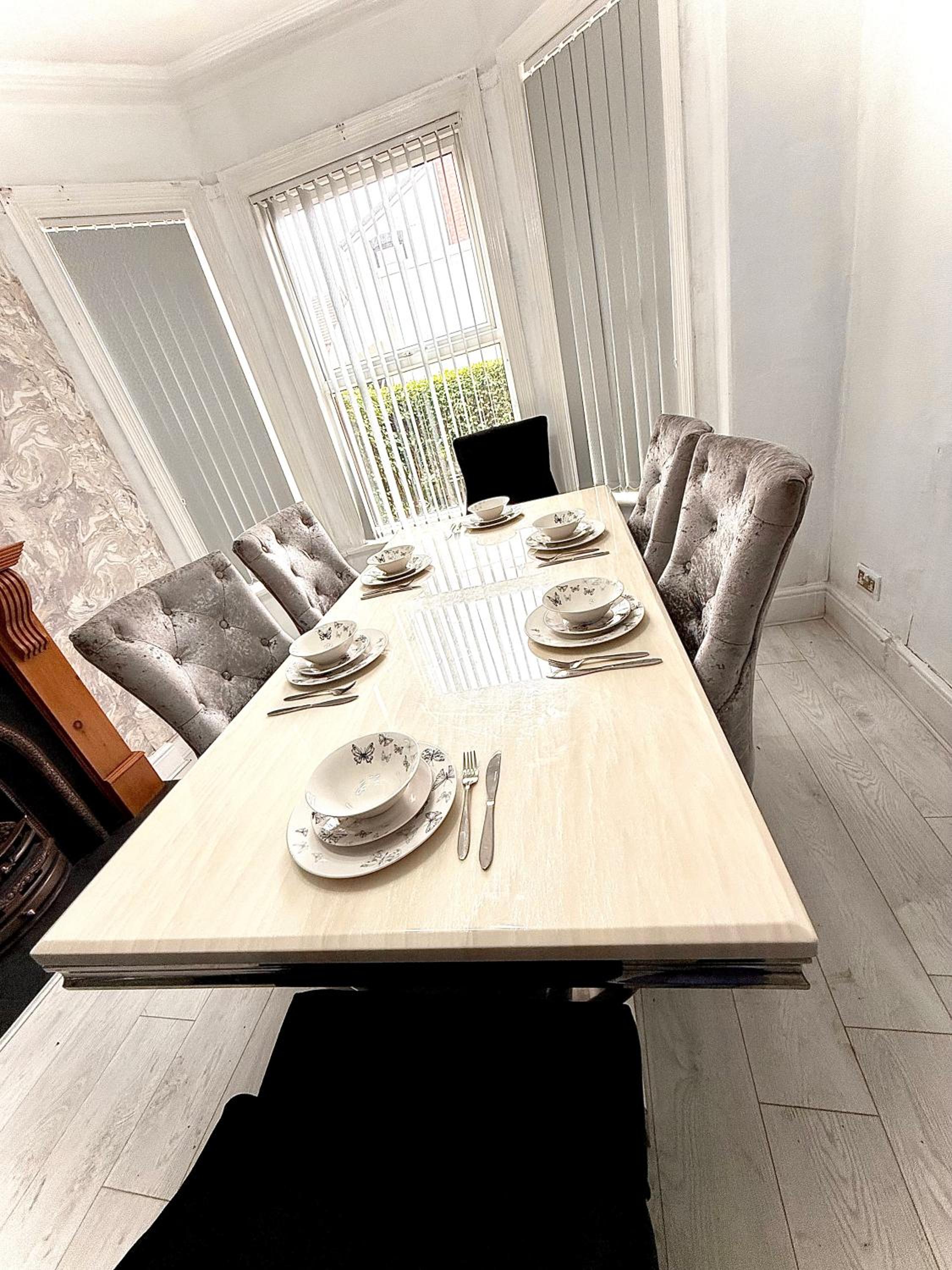Full Home with Free Parking in Moss Bank, Crumpsall, Manchester