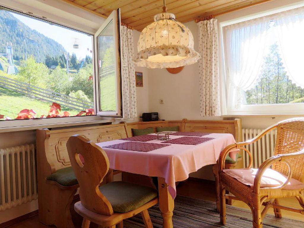 Ferienwohnungen Lind view 4