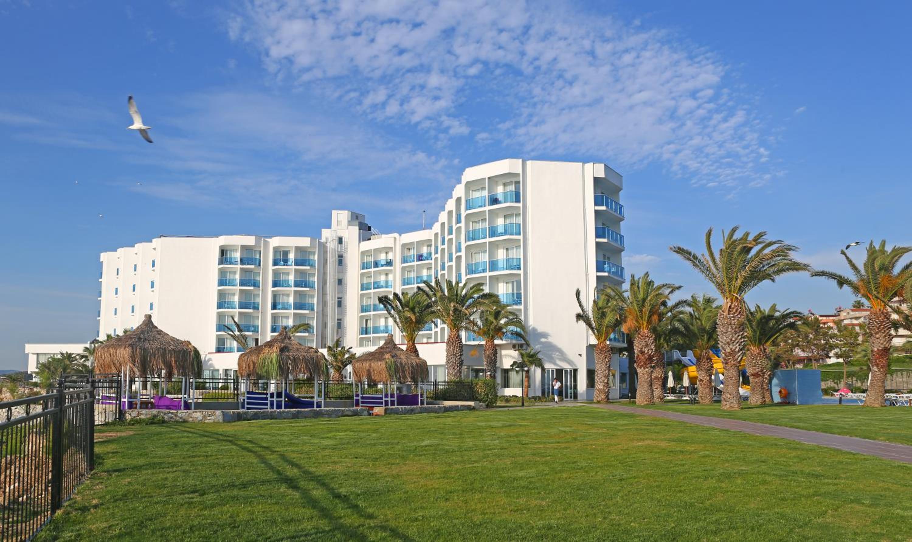 Le Bleu Hotel & Resort Kusadasi