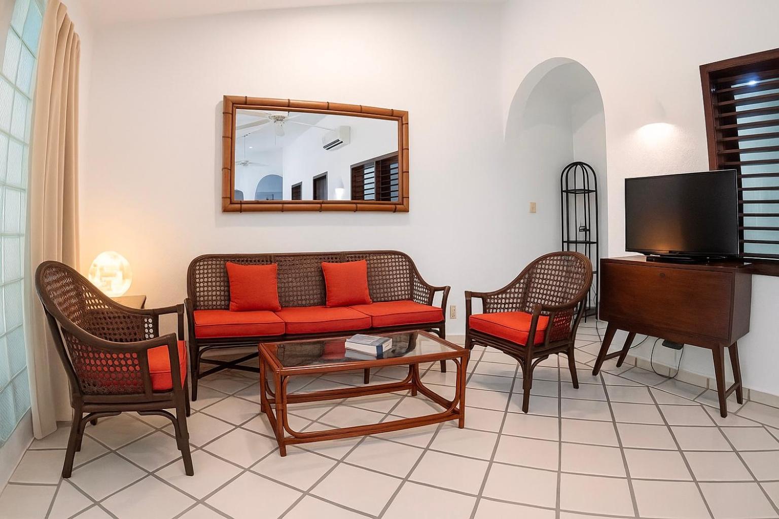 Amazing Complex Near 5th Avenue by Andiani Travel