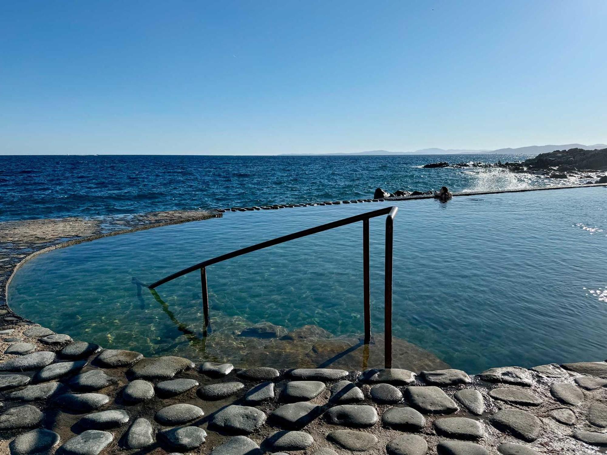 Fabulous Central 2BR - Prime Location, Walk to Croisette & Palais - By Totolulu Cannes Yellow Corner
