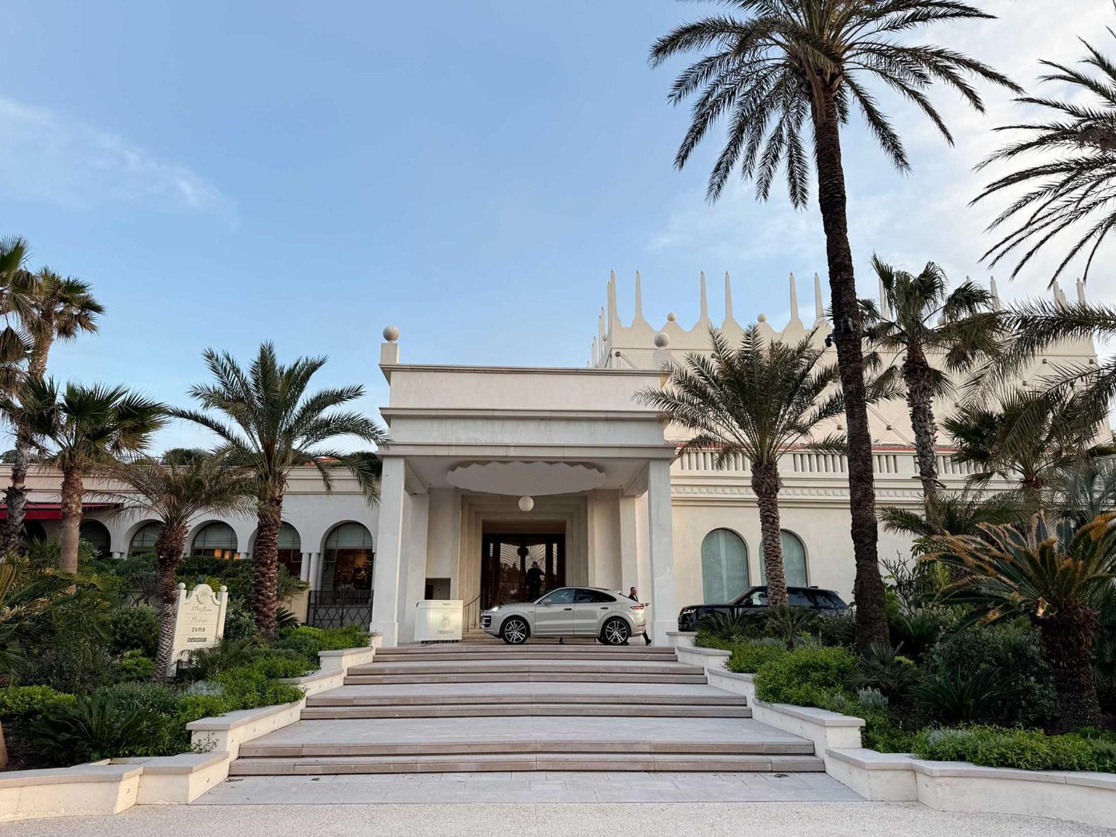 Fabulous Central 2BR - Prime Location, Walk to Croisette & Palais - By Totolulu Cannes Yellow Corner
