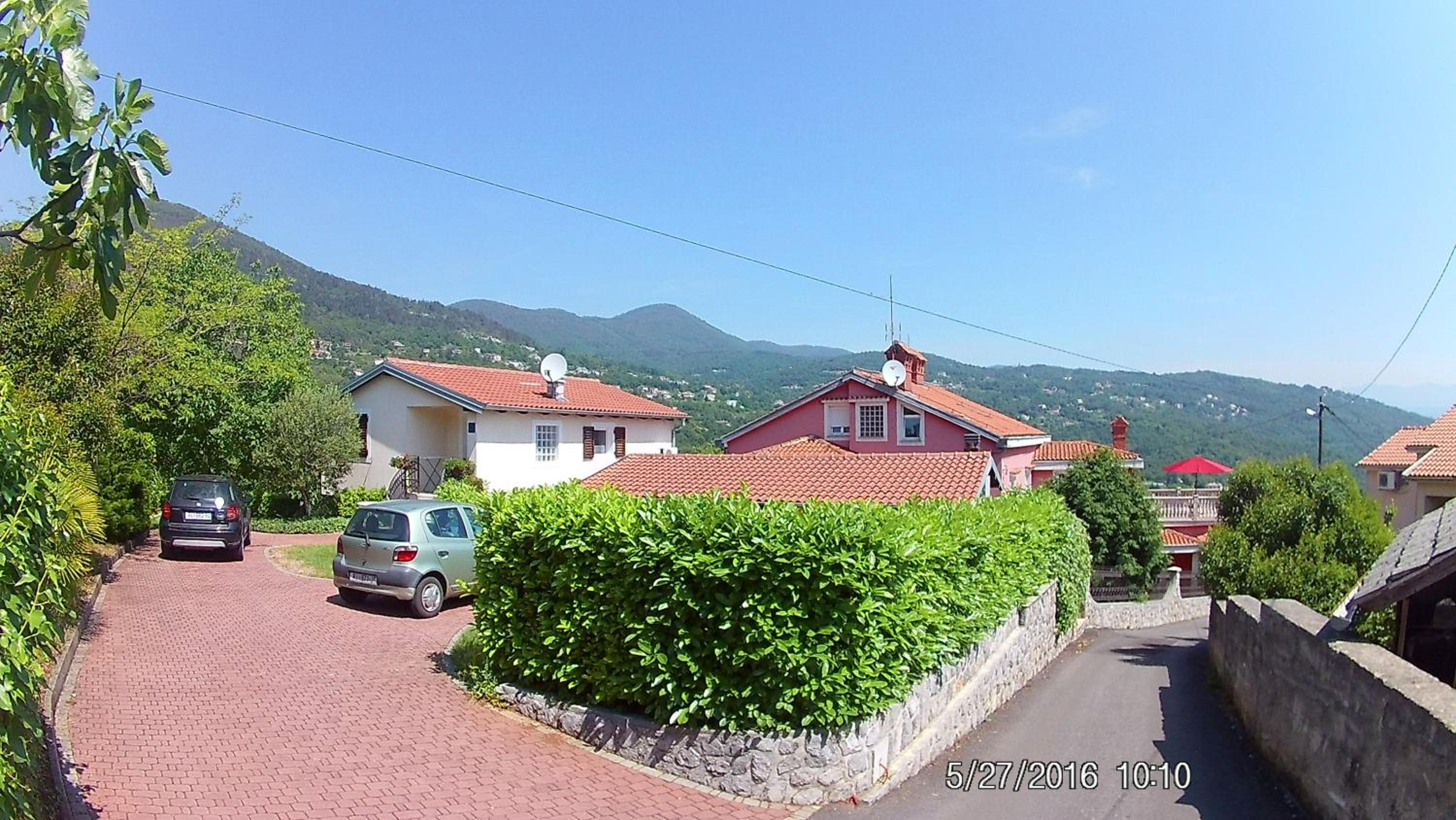Photo 48