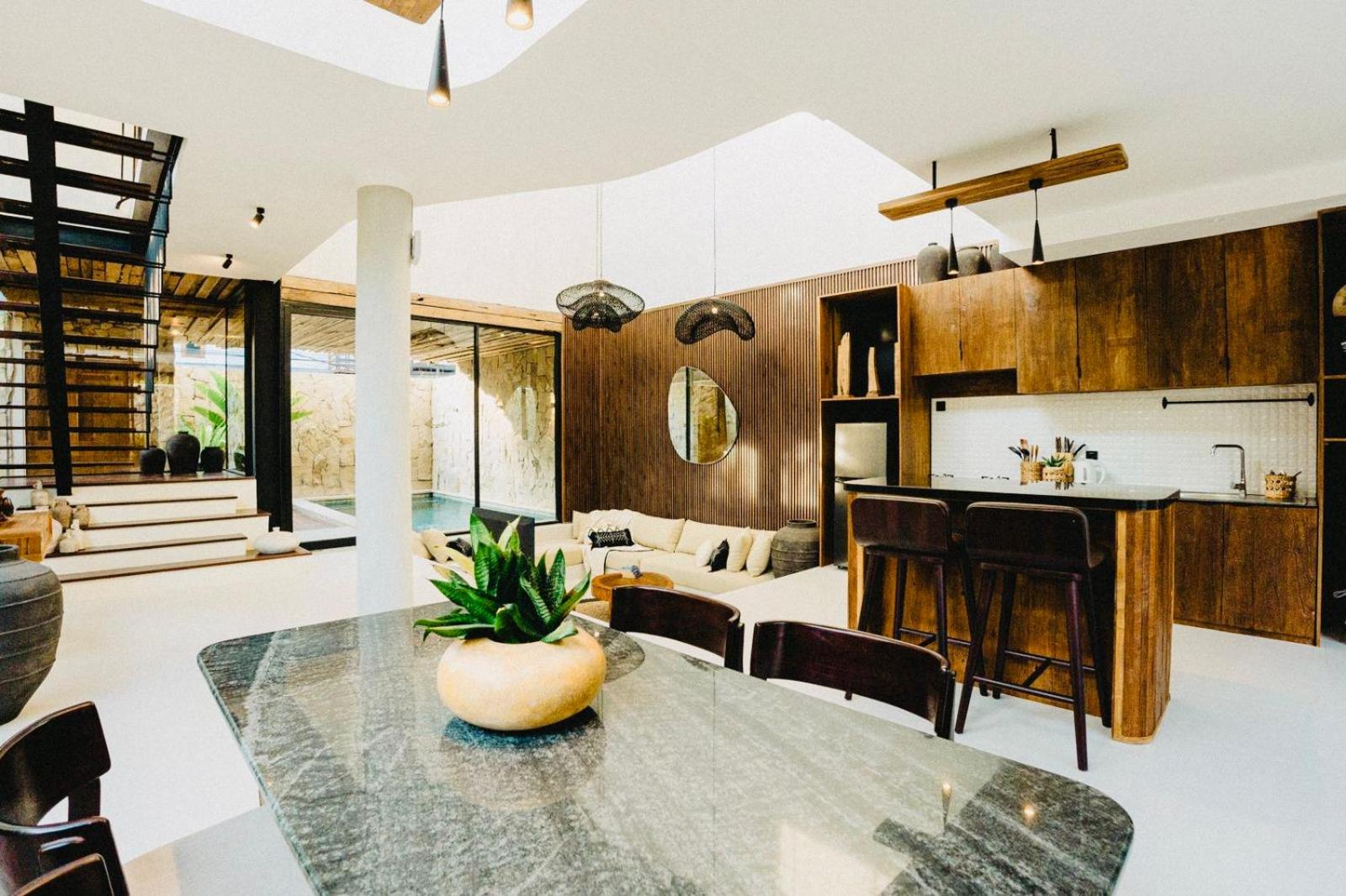 Villa KHAYU Seminyak Cozy 2BR Villa - Only 900 Meters to the Beach