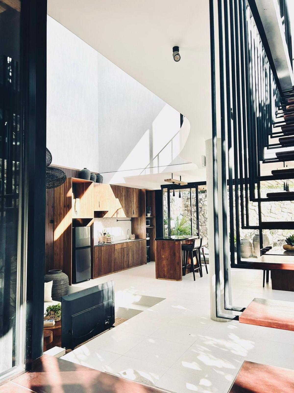 Villa KHAYU Seminyak Cozy 2BR Villa - Only 900 Meters to the Beach
