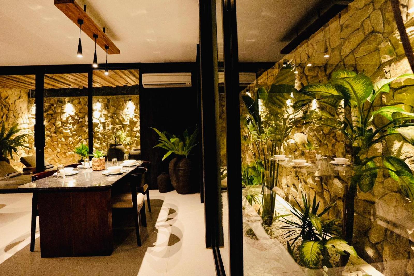 Villa KHAYU Seminyak Cozy 2BR Villa - Only 900 Meters to the Beach