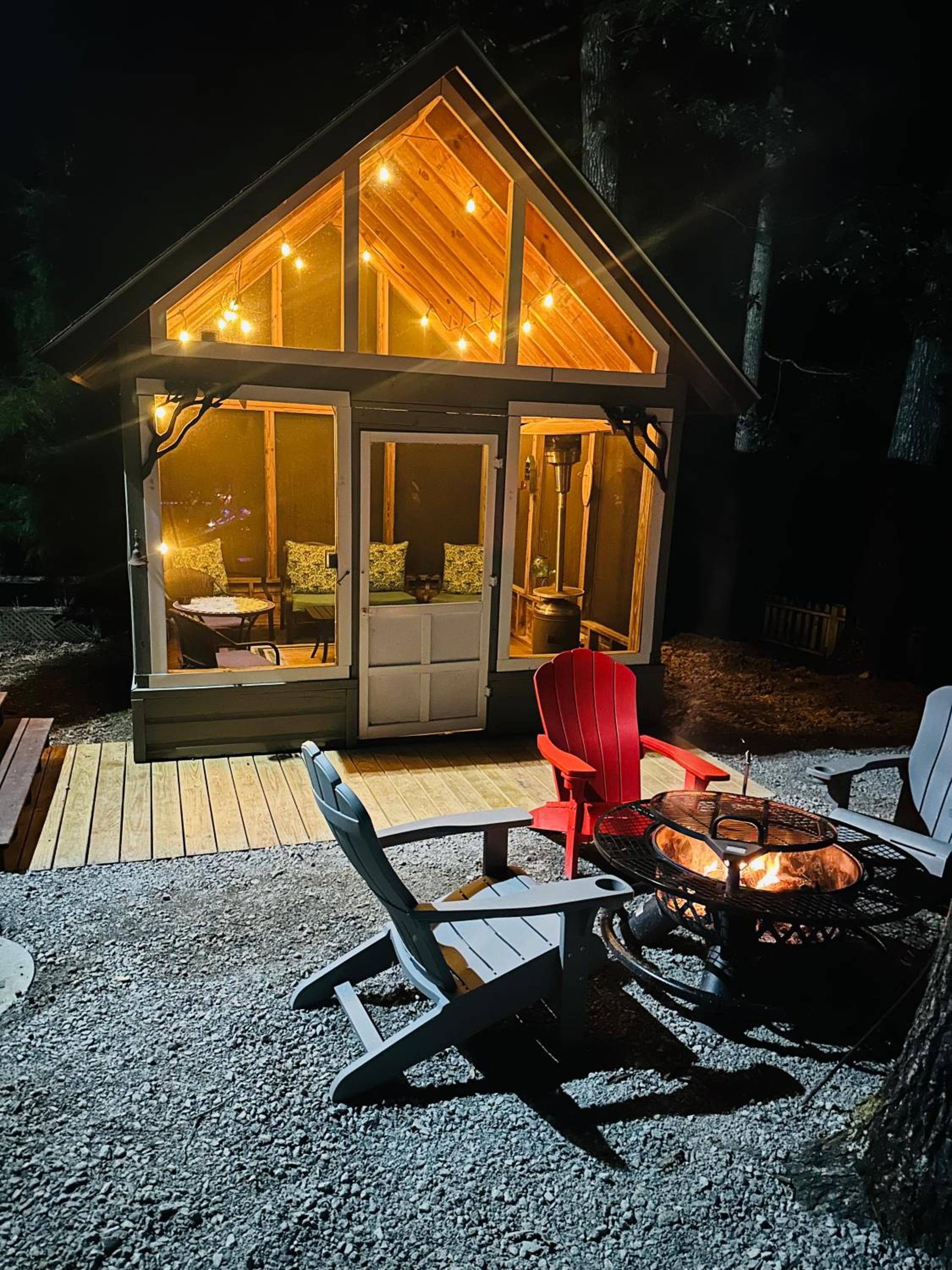Kentucky Lake Family Cabin! Pet Friendly