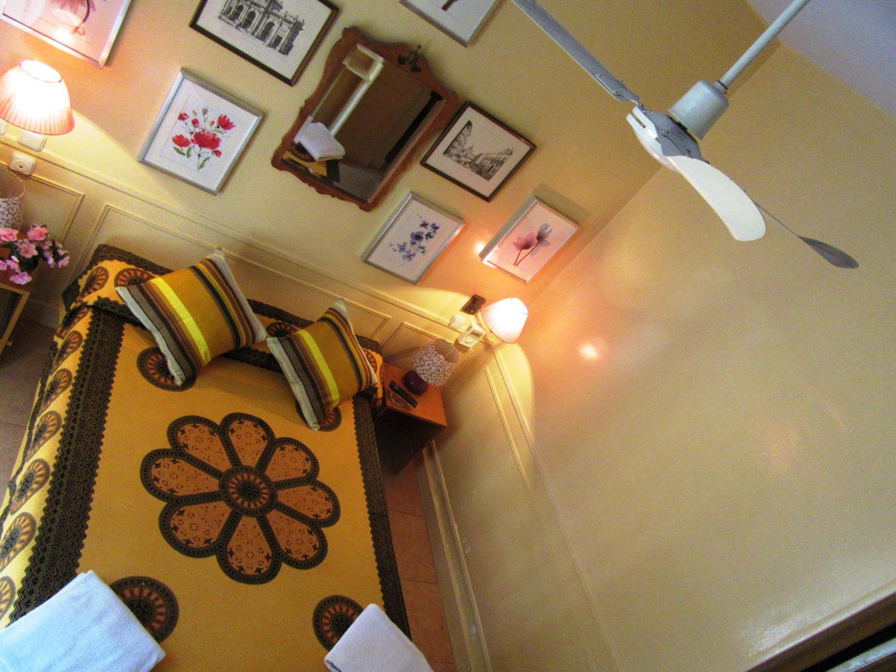 Hostal La Fontana