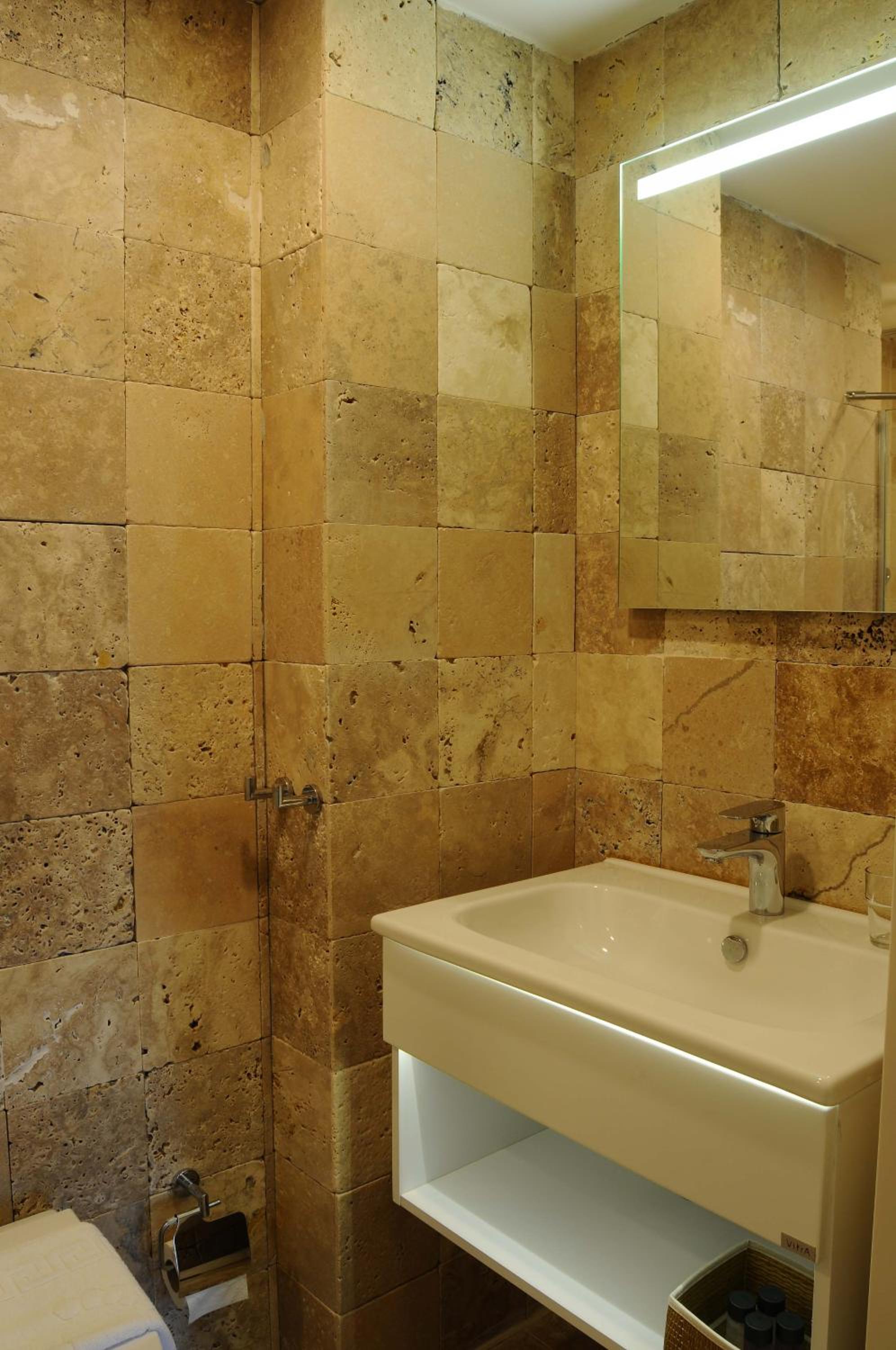 Teos Lodge Pansiyon