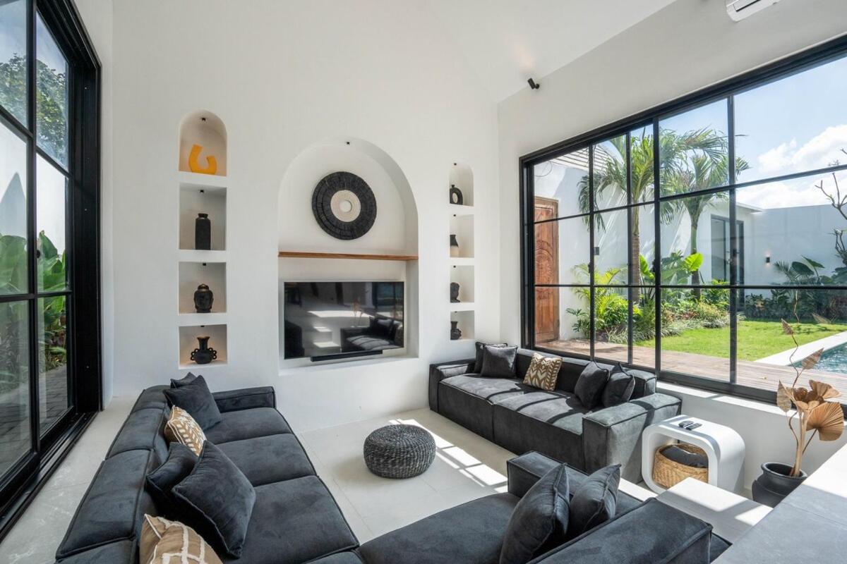 NEW! Villa Rawi - 3BR Villa in Kedungu