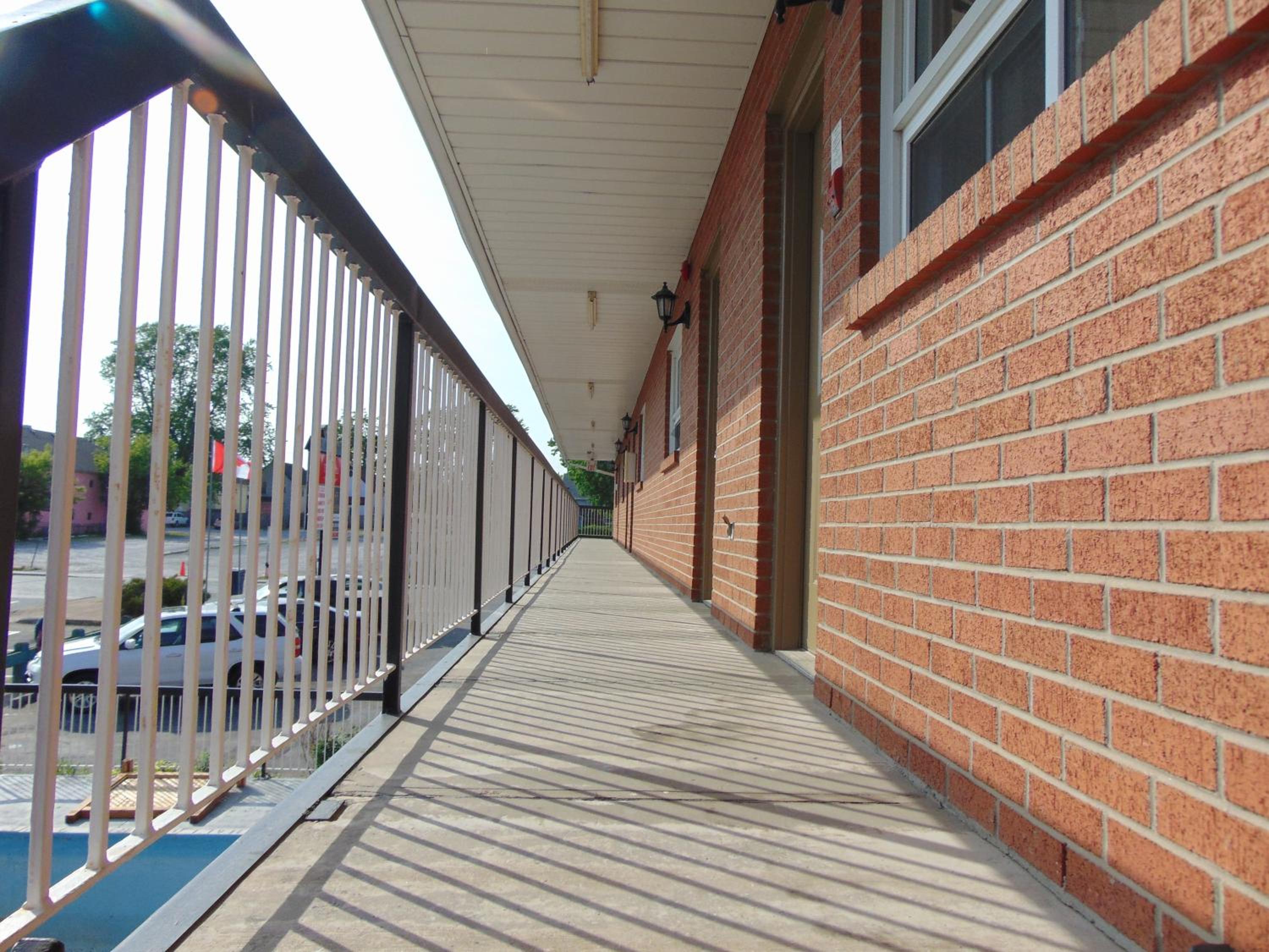 The Falls Family Lodge - Image 4