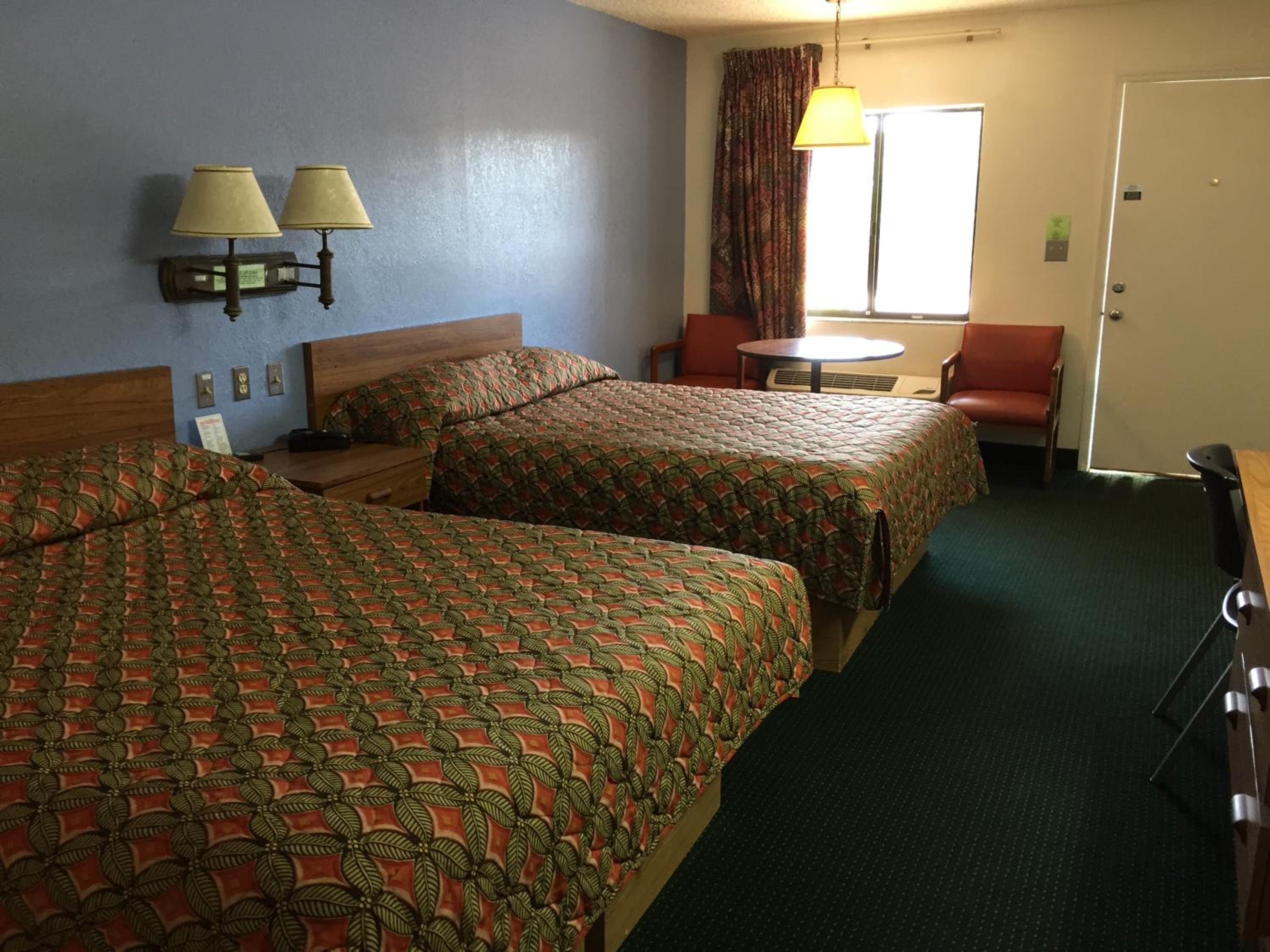 Flamingo Inn