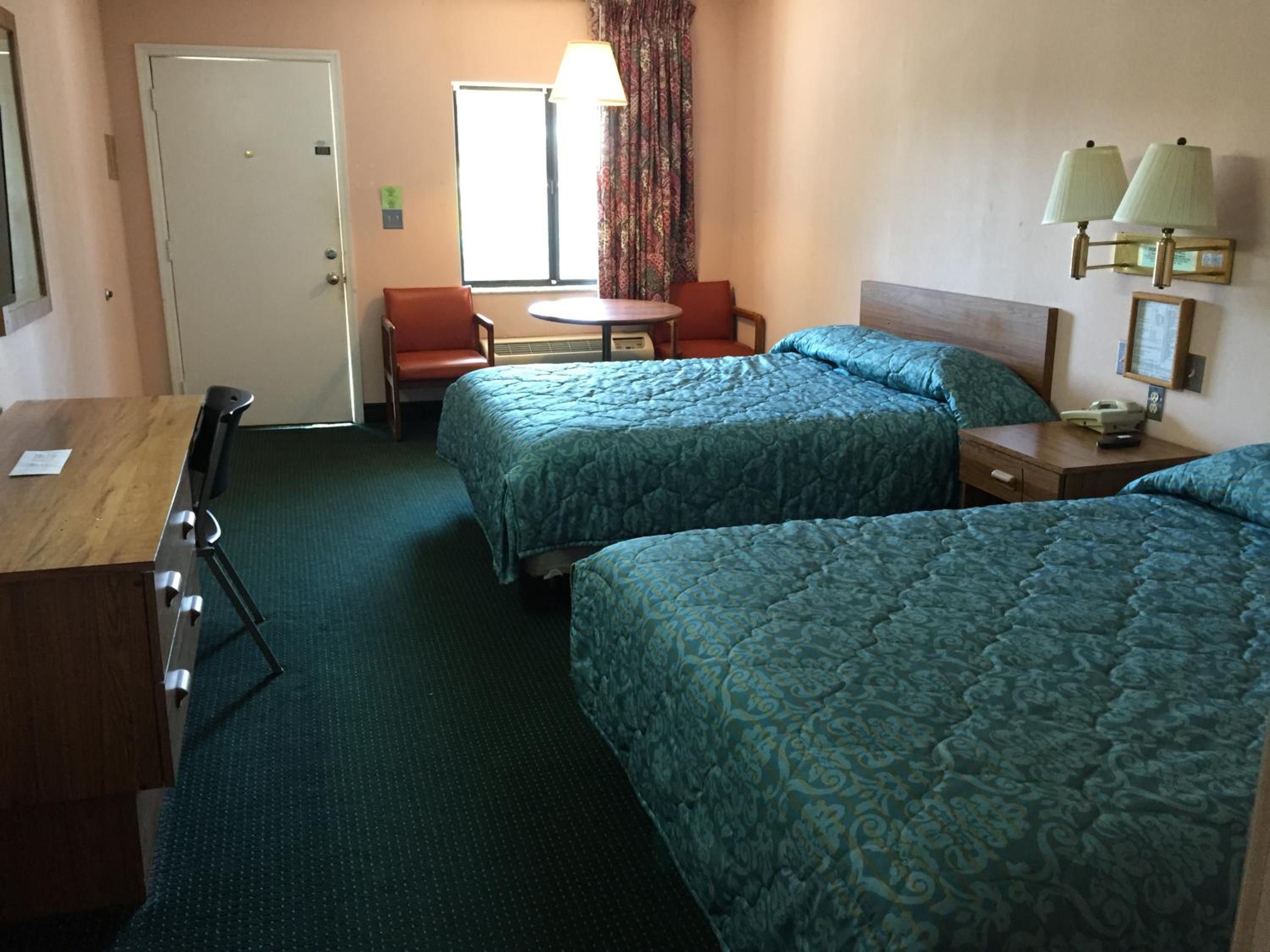 Flamingo Inn