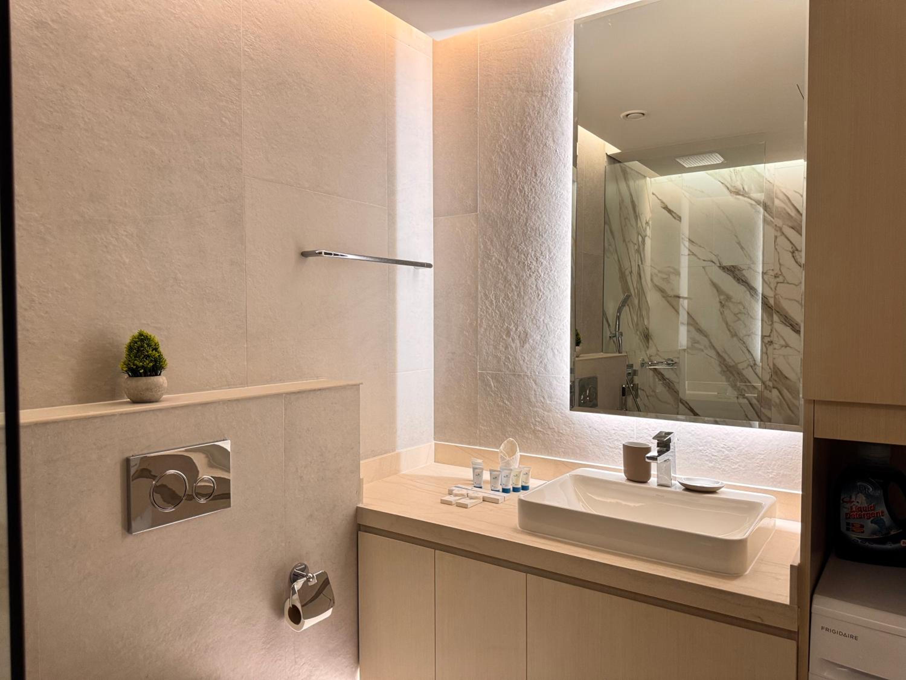 Condor Marina Star, Dubai Marina by SIMPLY COMFORT
