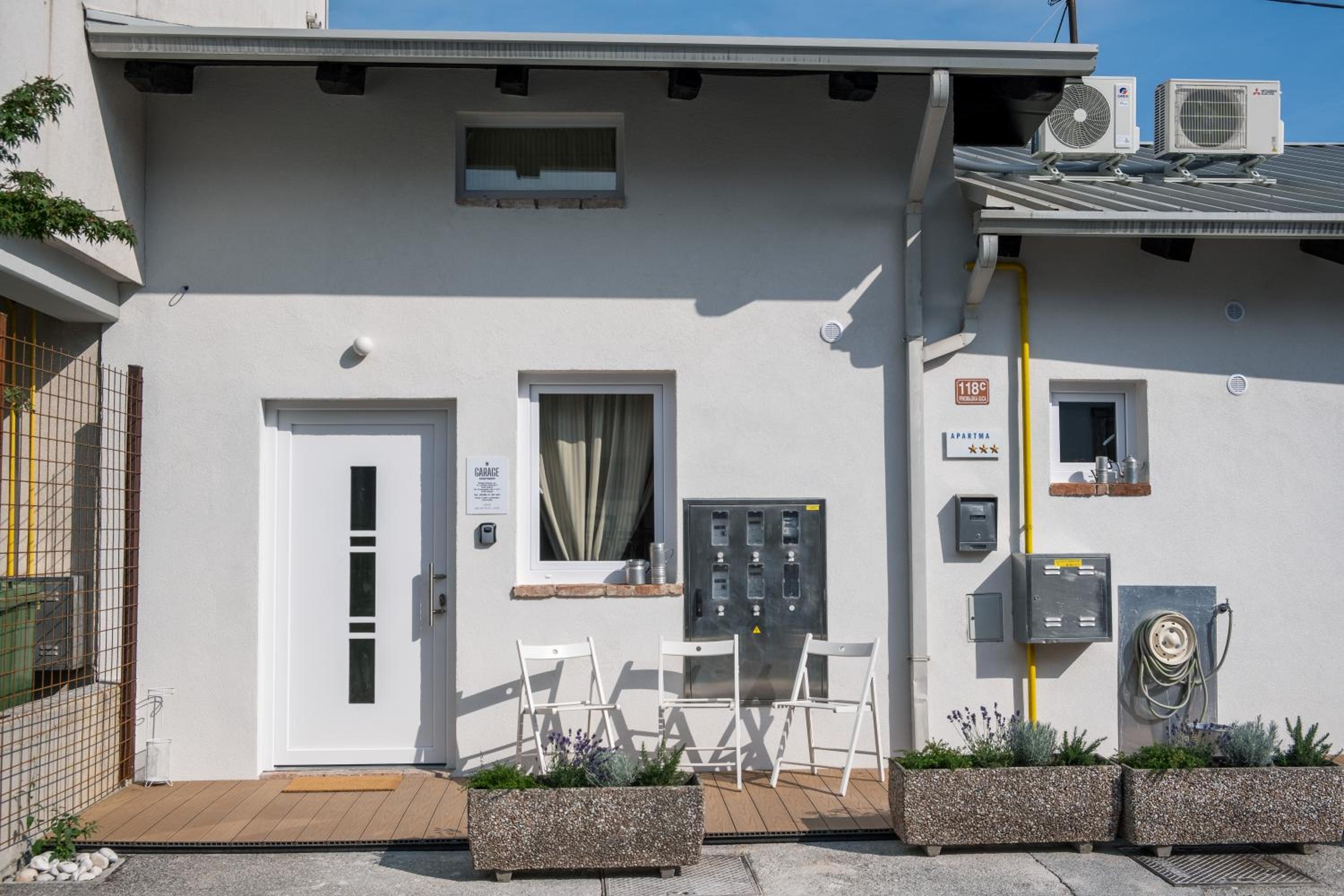 Garage Apartments
