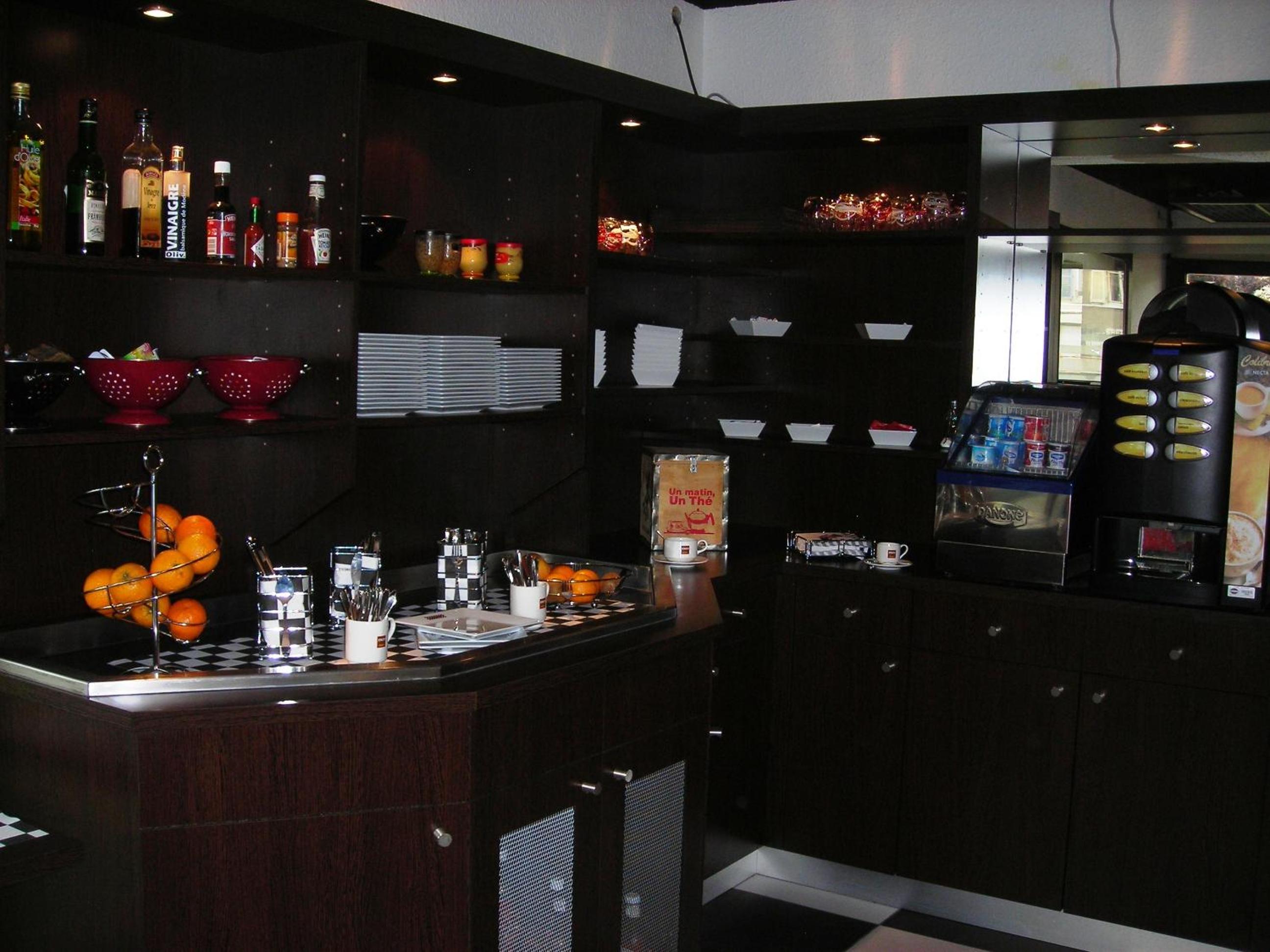 Enzo Hotels Pont-a-Mousson by Kyriad Direct - Property Image 2