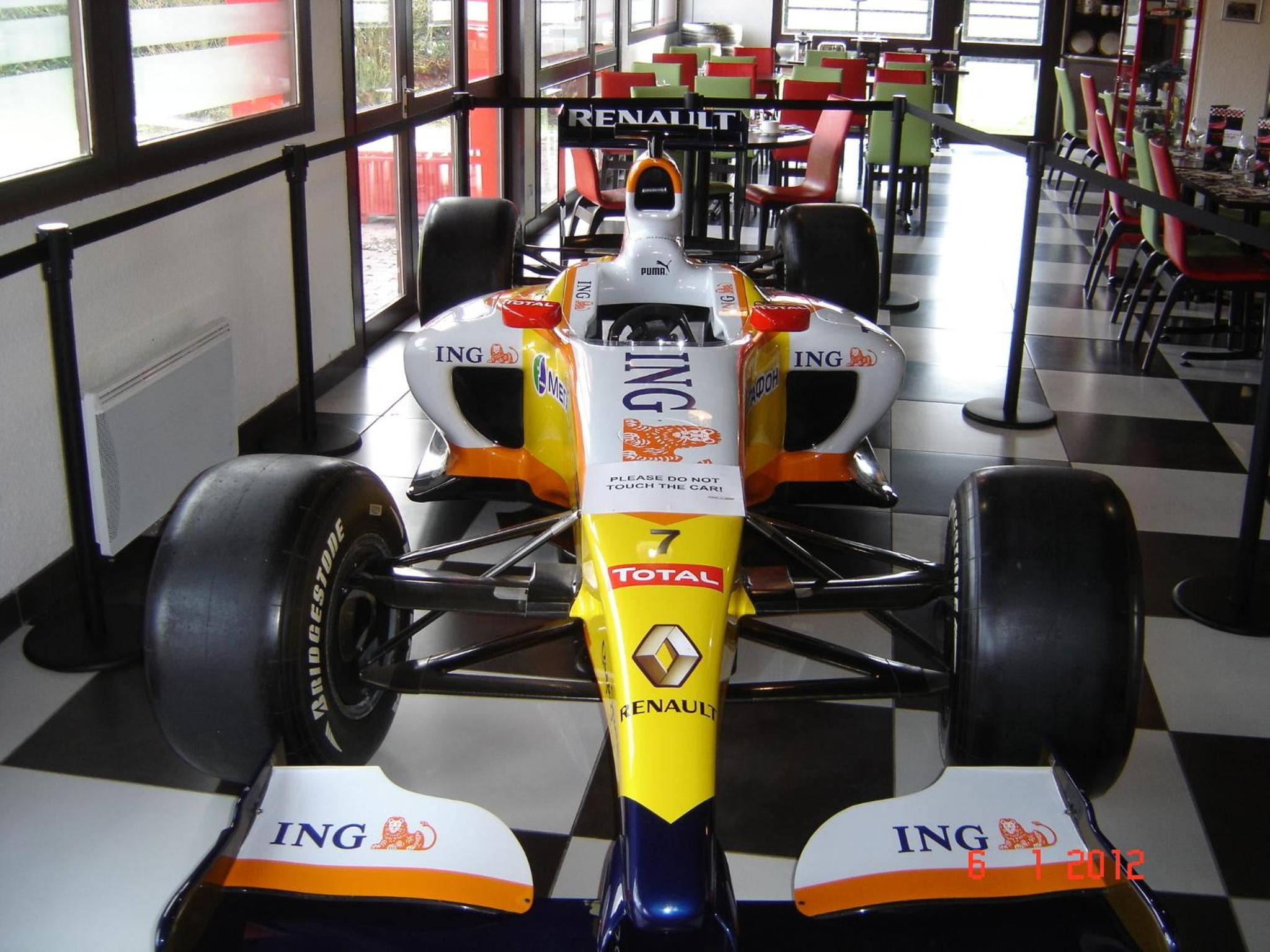 Enzo Hotels Pont-a-Mousson by Kyriad Direct - Property Image 3