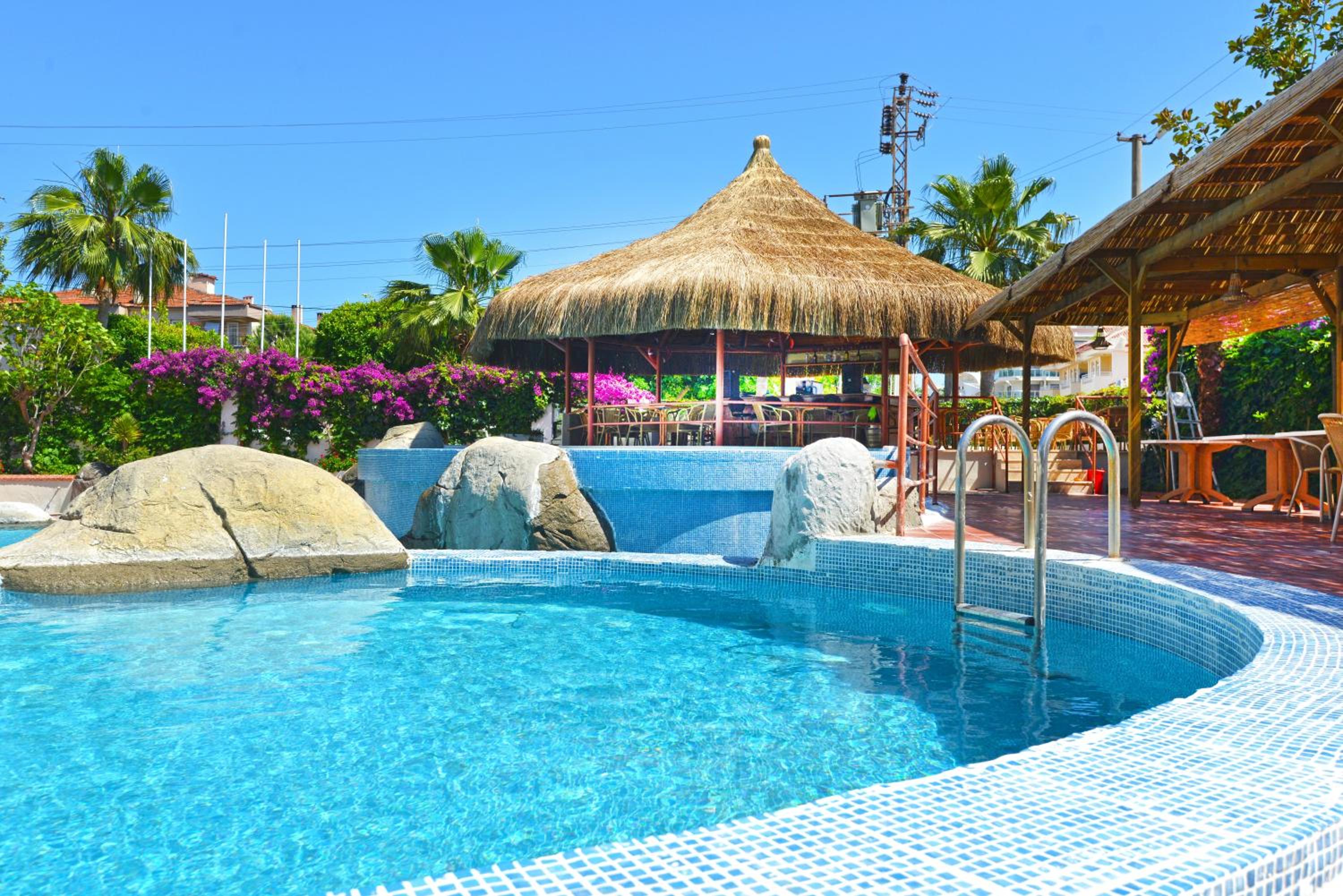 Begonville Otel - Image 11