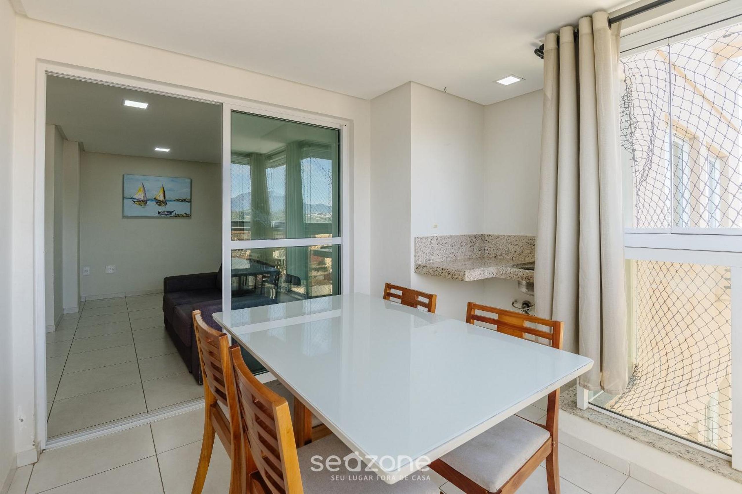 Apartment with balcony 500m from the beach EMZ0504