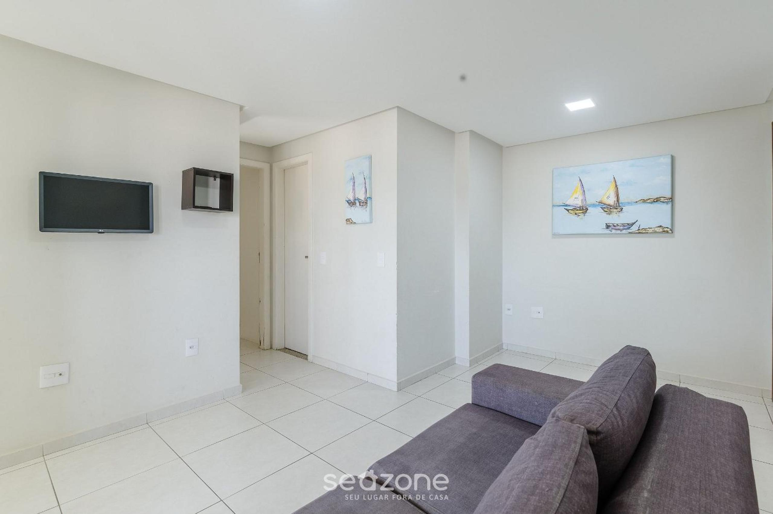 Apartment with balcony 500m from the beach EMZ0504