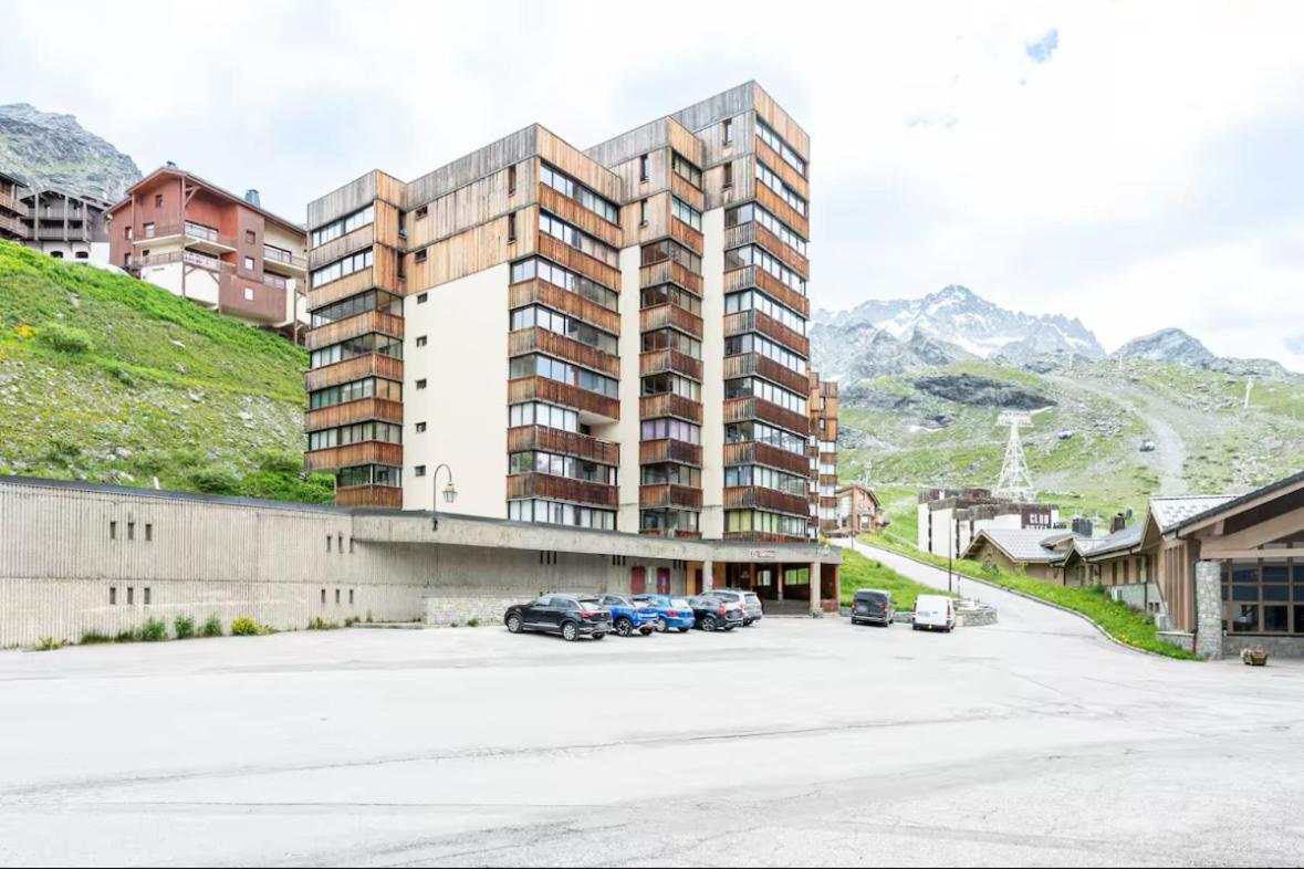 APT centre station vue sur les pistes de Val Thorens 6p