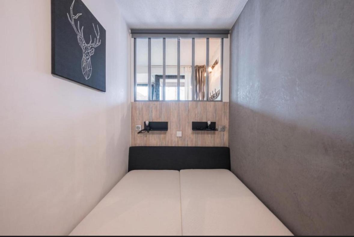 APT confortable centre station face aux pistes de Val Thorens