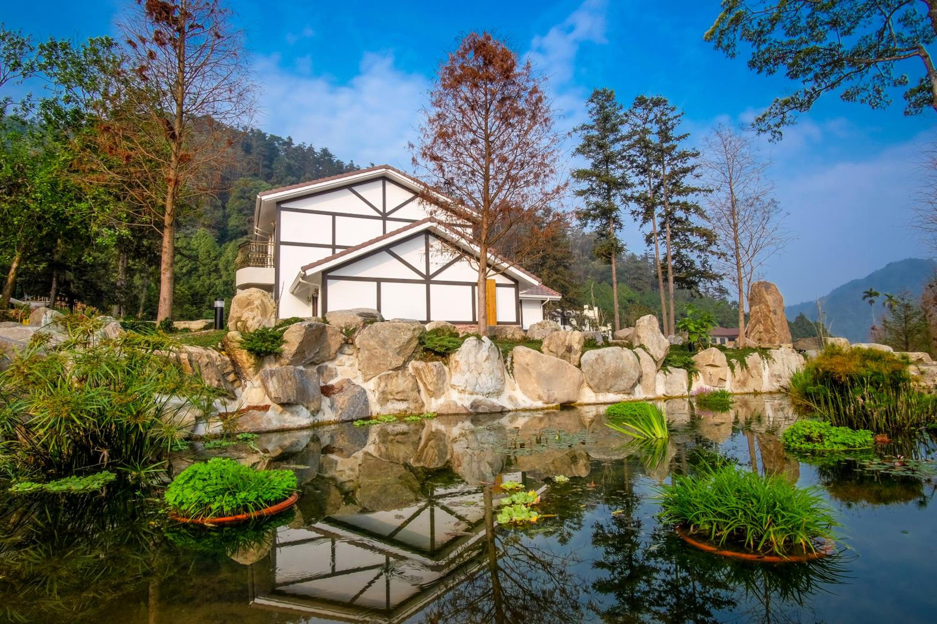 Yo Shen Jing Resorts