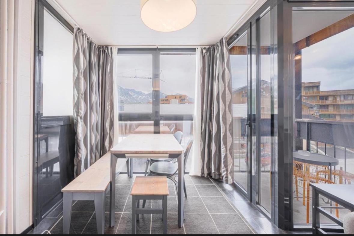 APT confortable centre station face aux pistes de Val Thorens