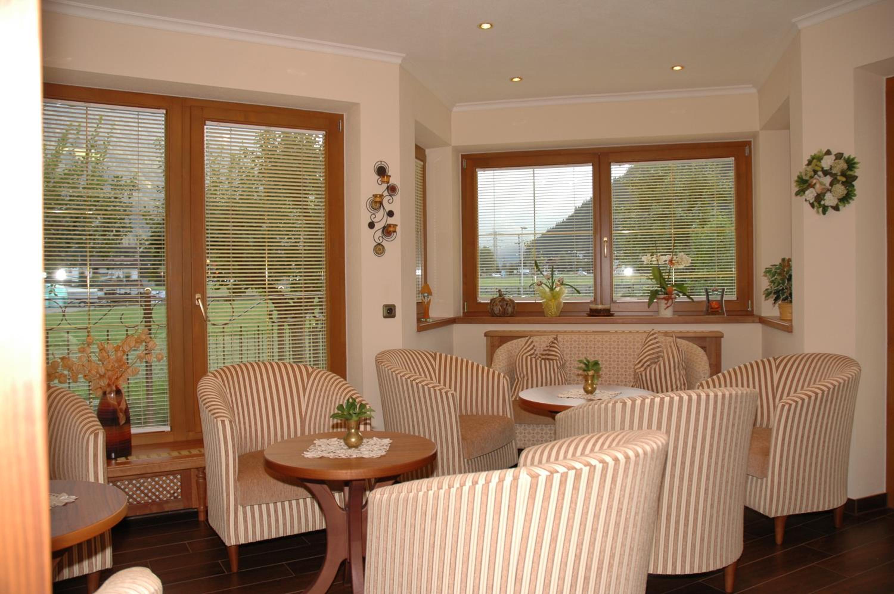Hotel-Garni Almhof