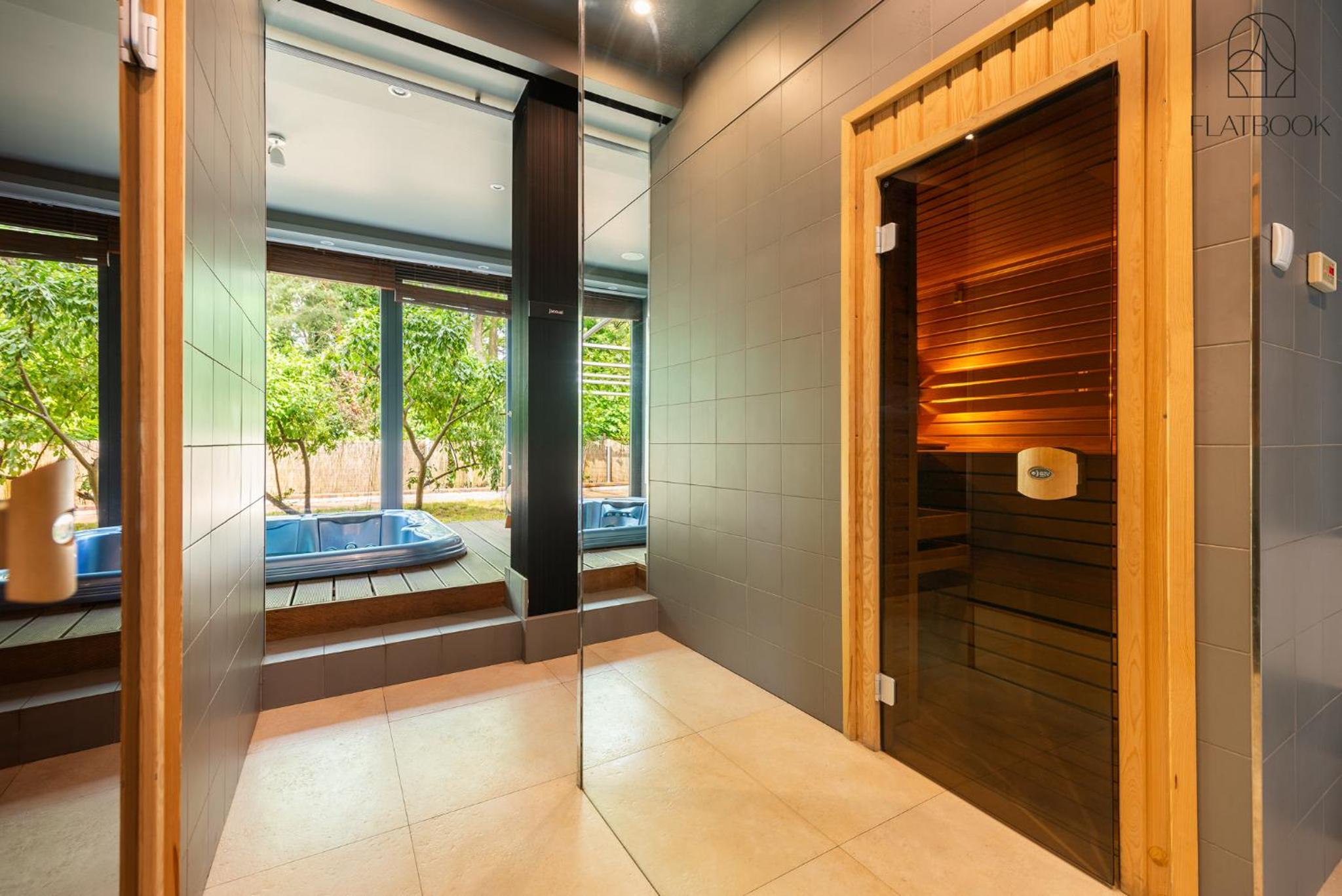 Flatbook Willa Spa Mikoszewo - 4 sypialni, jacuzzi i sauna
