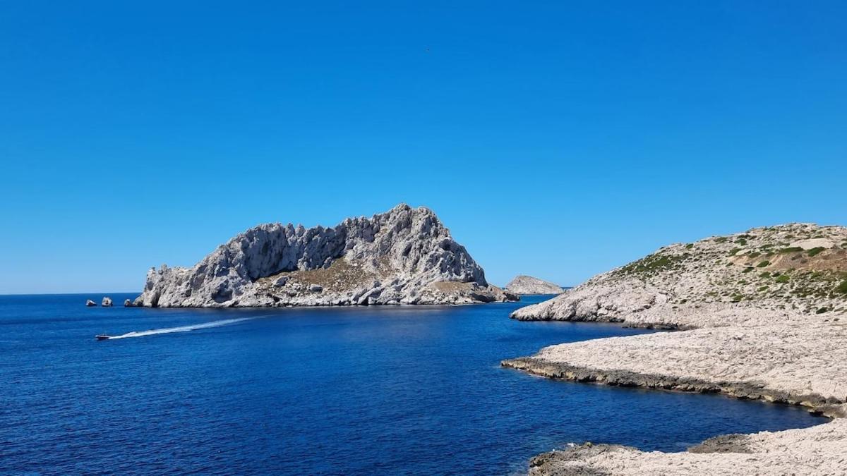 LE MUGEL cocooning SPA et proche calanques de Cassis