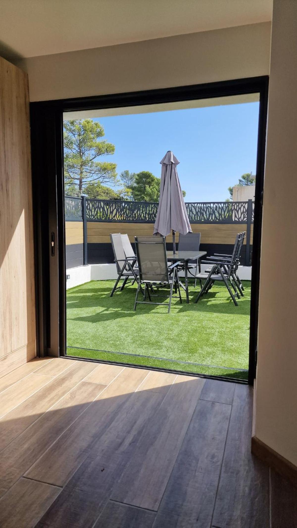 LE MUGEL cocooning SPA et proche calanques de Cassis